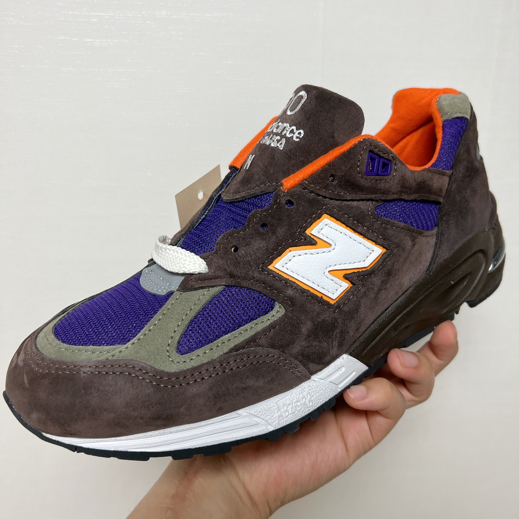 New Balance 990v2 Made in USA Brown Purple 착용 스타일