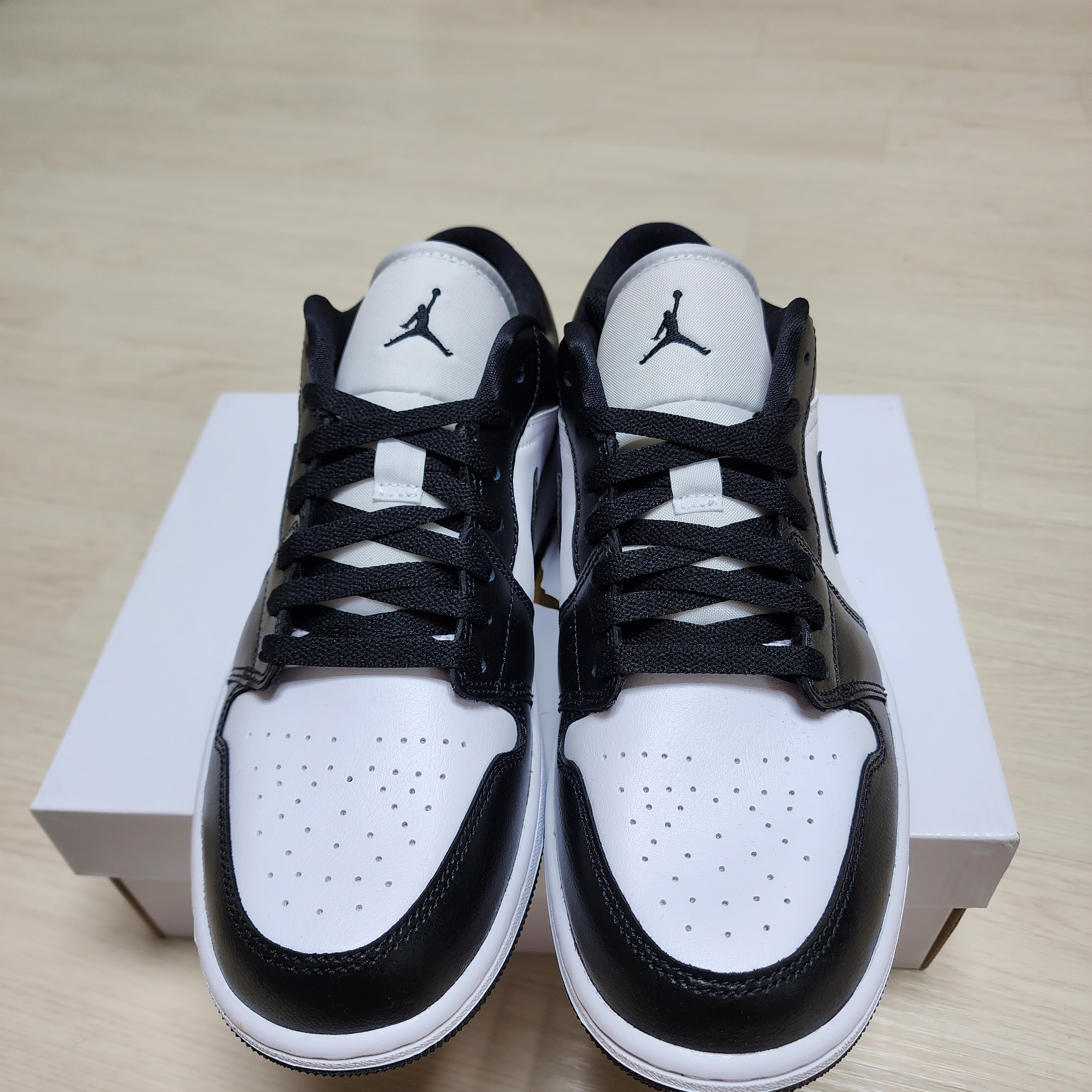 (W) Jordan 1 Low Black and White 착용 스타일 - 1