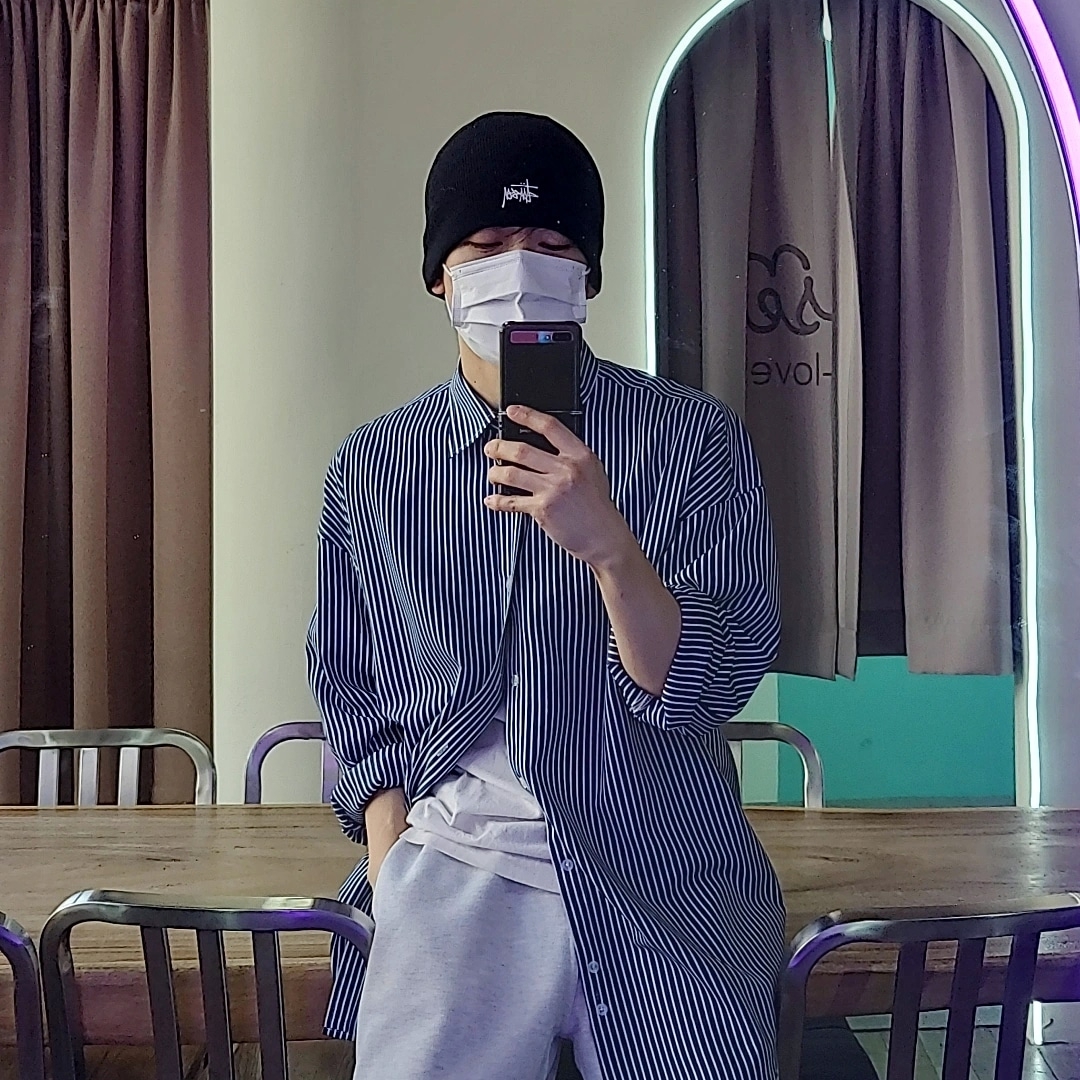 Stussy Basic Skullcap Beanie Black 착용 스타일