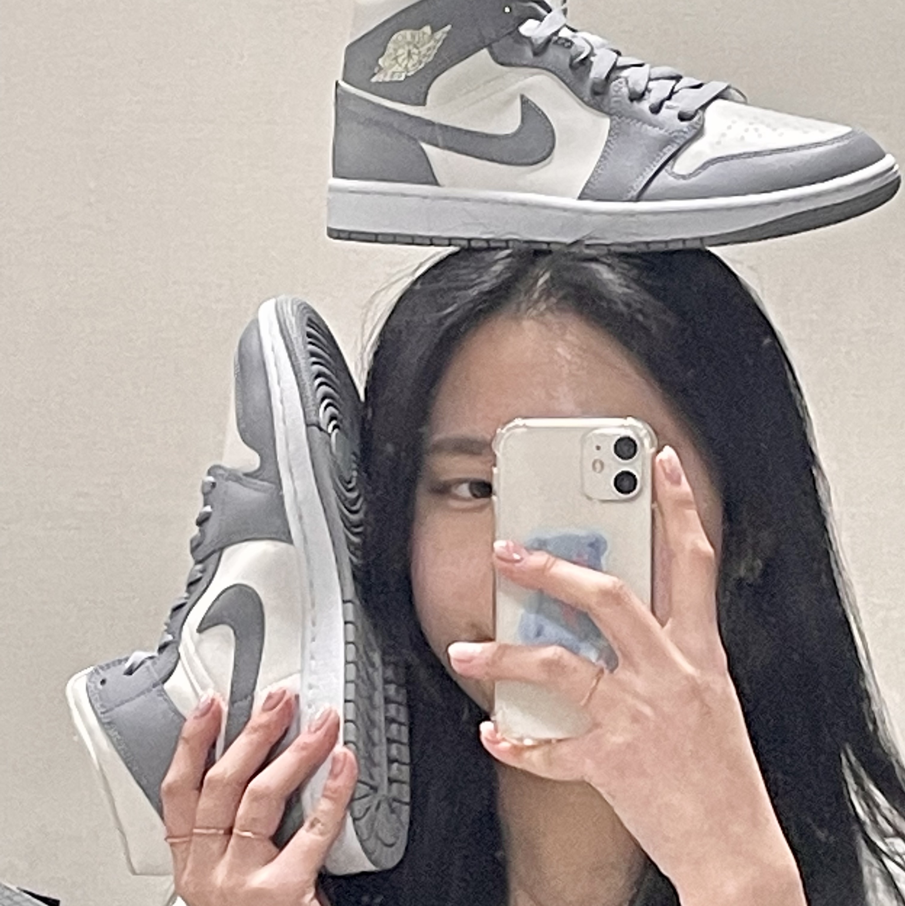 (W) Jordan 1 Mid Sail Stealth 착용 스타일