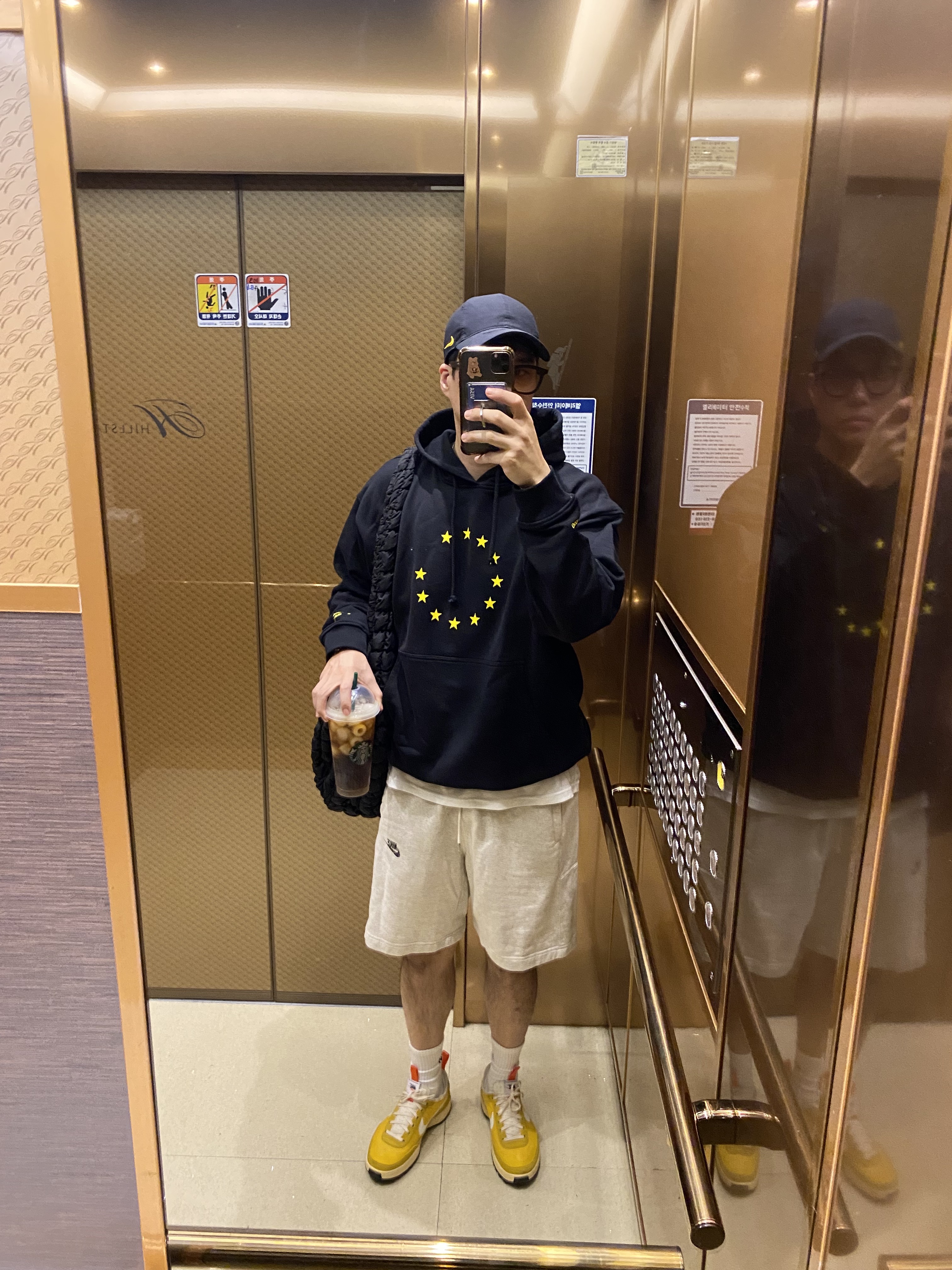 Nike x Drake Nocta Essential Cap Black, Nike x Tom Sachs General Purpose Shoe Archive 착용 스타일