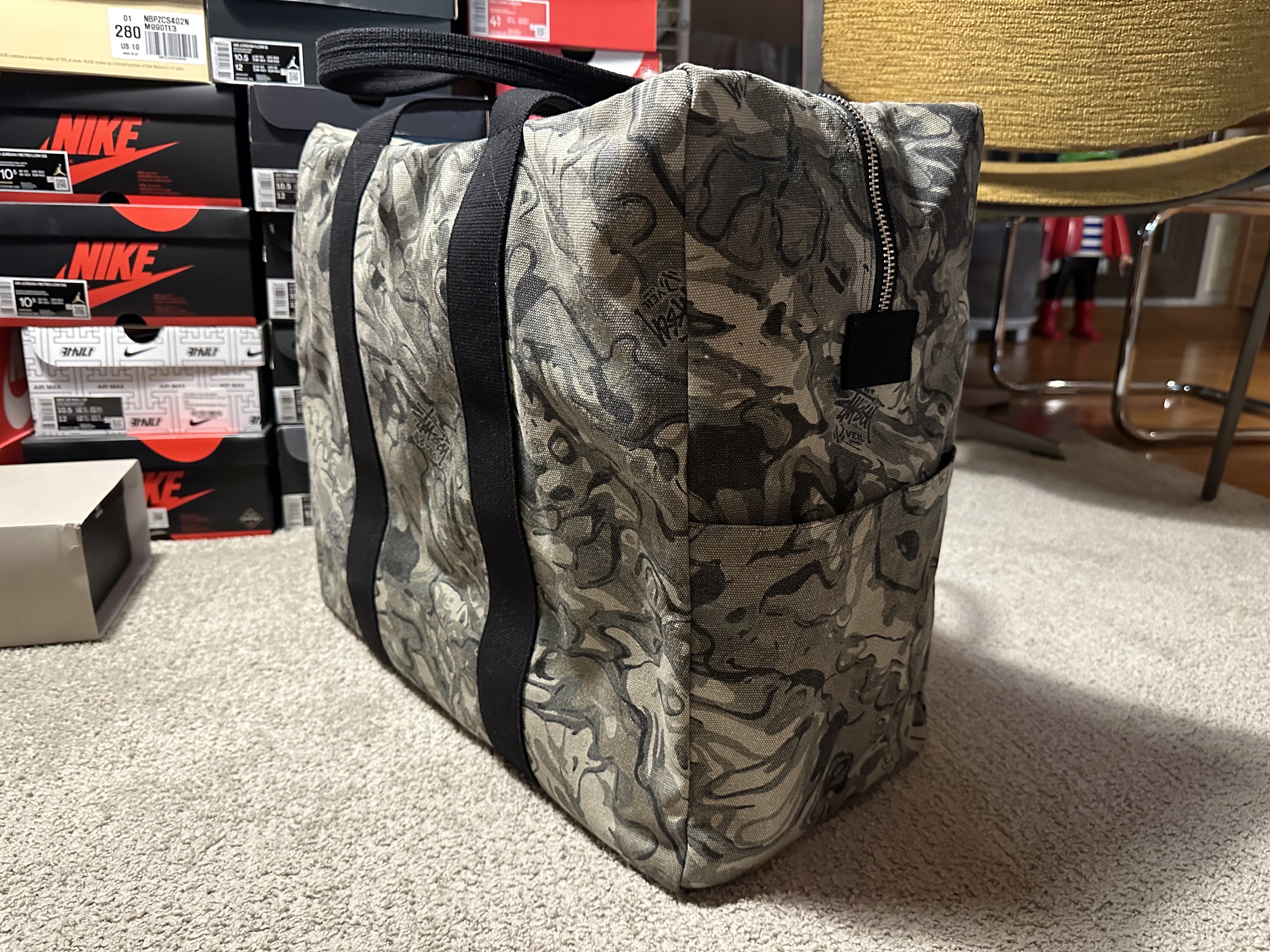 Stussy Canvas Flight Bag Veil Camo 착용 스타일 - 2