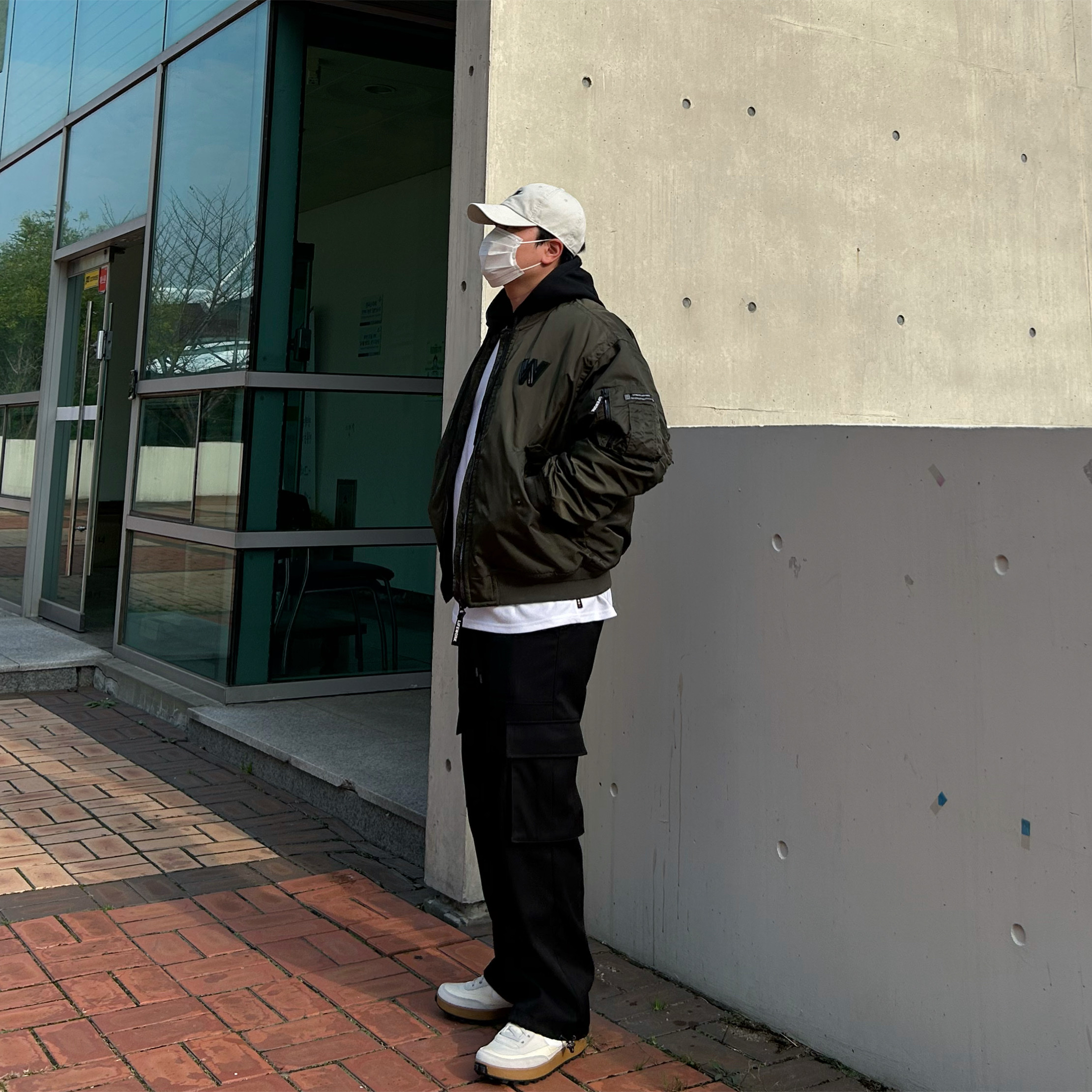 Nike x Tom Sachs General Purpose Shoe Light Cream, Nike Heritage 86 Futura Washed Cap Light Bone 착용 스타일