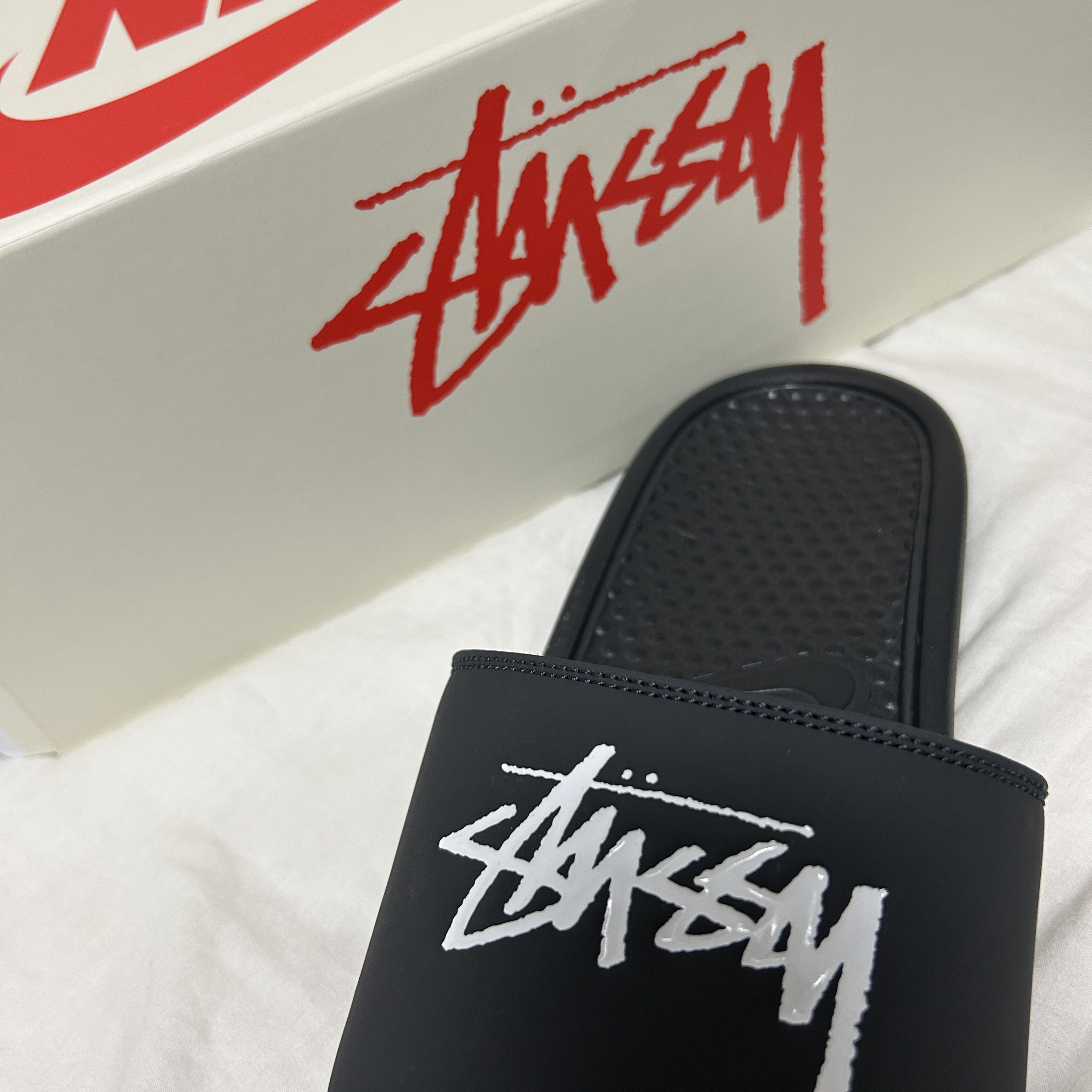 Nike x Stussy Benassi Slide Off Noir 착용 스타일