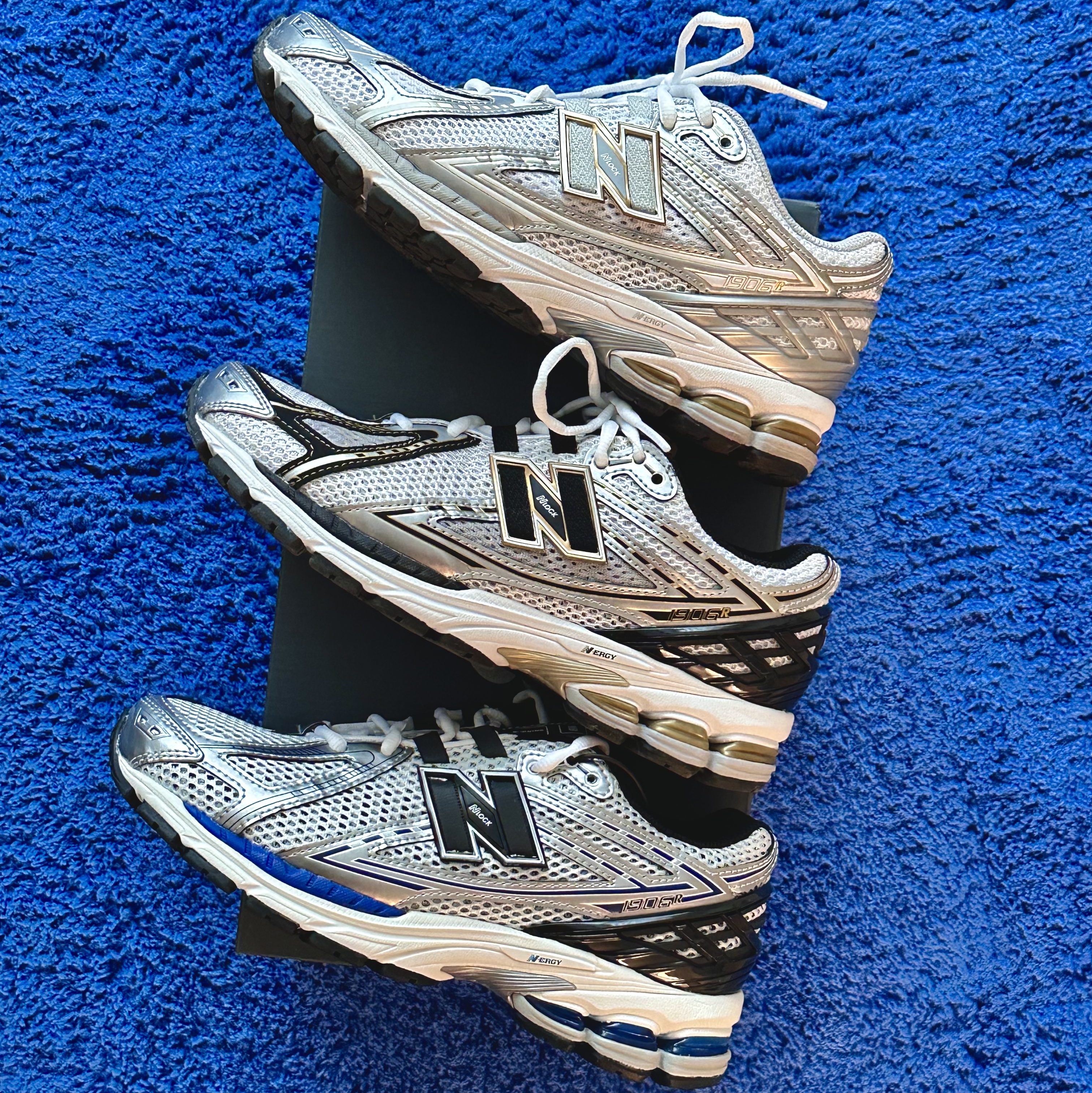New Balance 1906R Silver Metallic, New Balance 1906R White Gold 착용 스타일 - 3