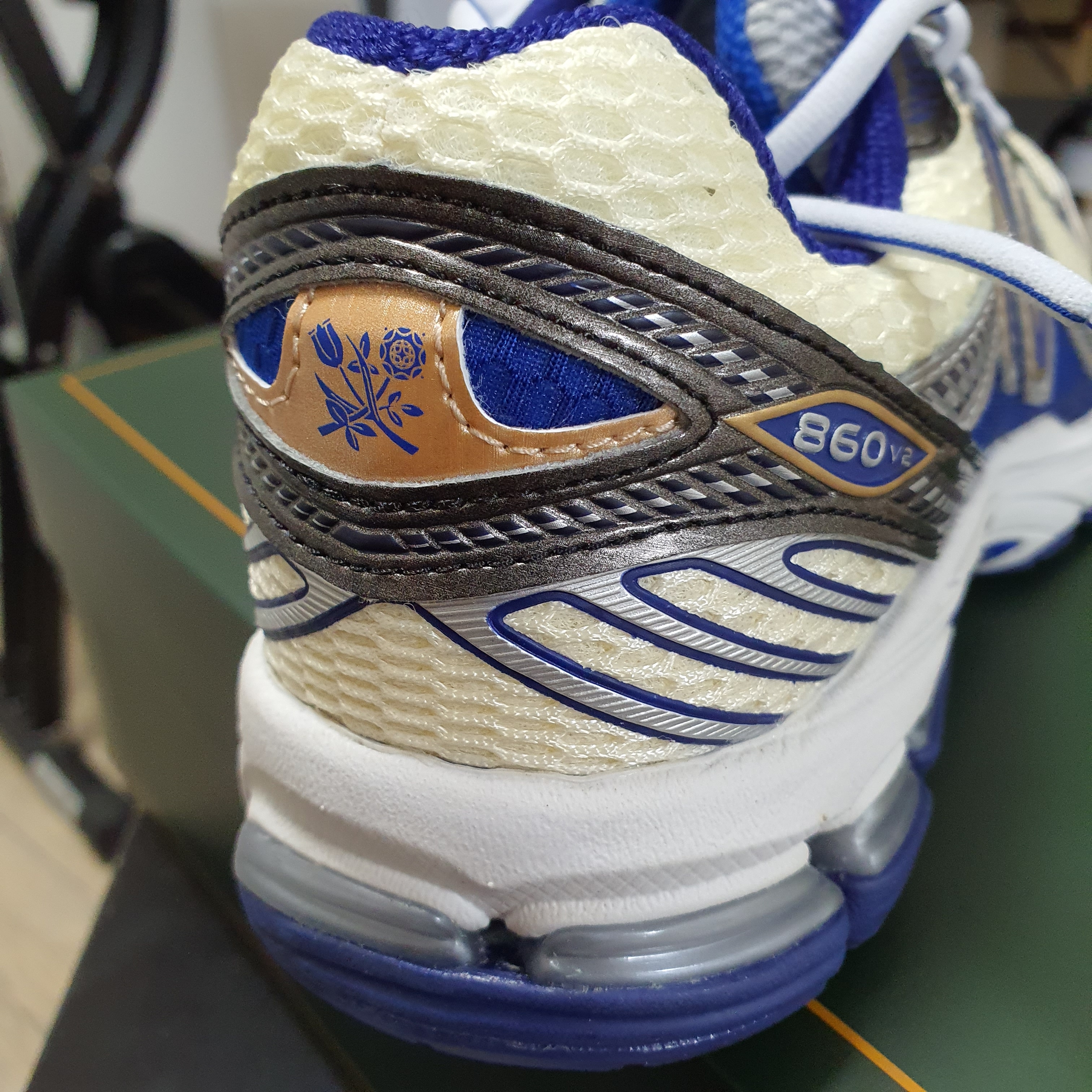 New Balance x Aime Leon Dore 860v2 Blue 착용 스타일