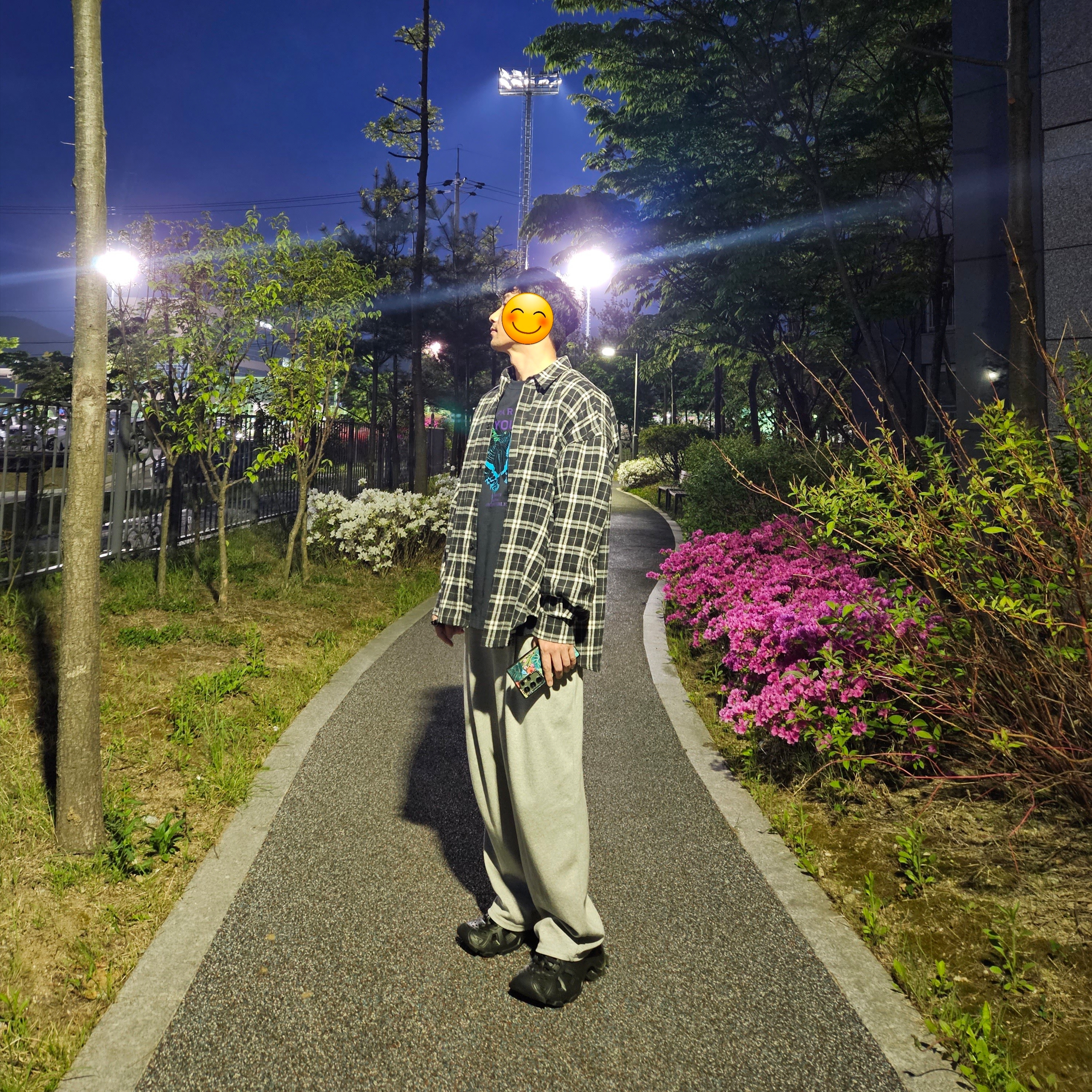 (W) Balenciaga HD Lace-Up Sneakers Black 착용 스타일