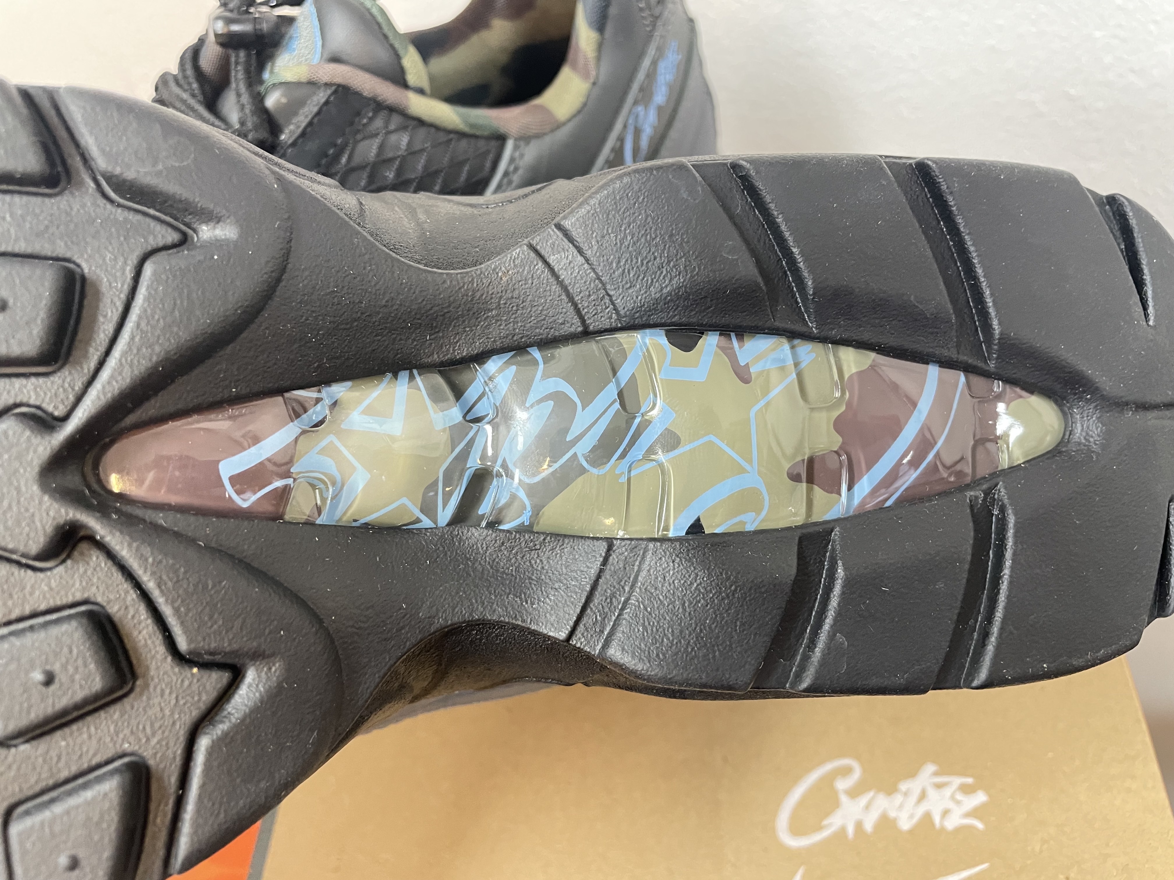 Nike x Corteiz Air Max 95 Aegean Storm 착용 스타일 - 5