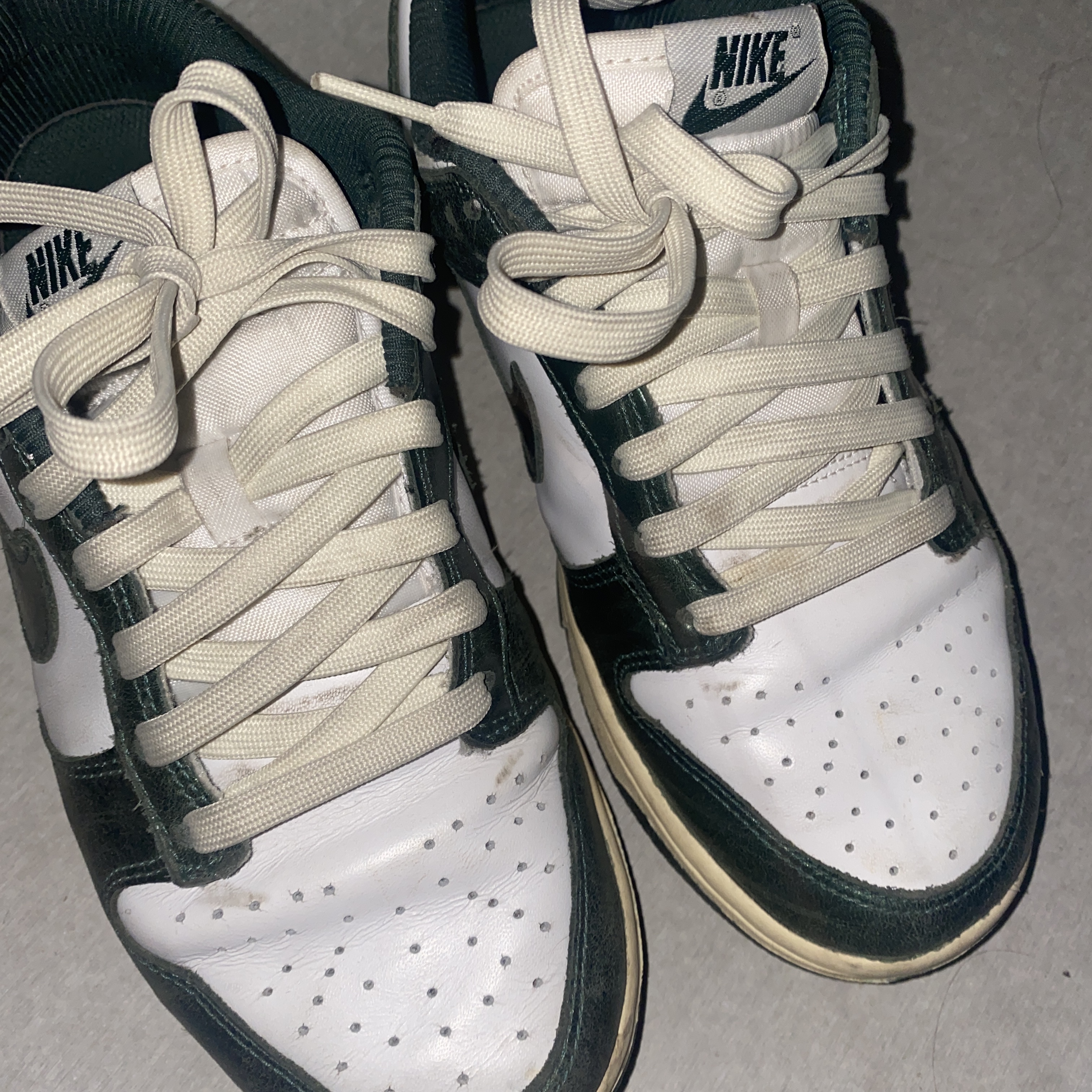 (W) Nike Dunk Low Vintage Green 착용 스타일