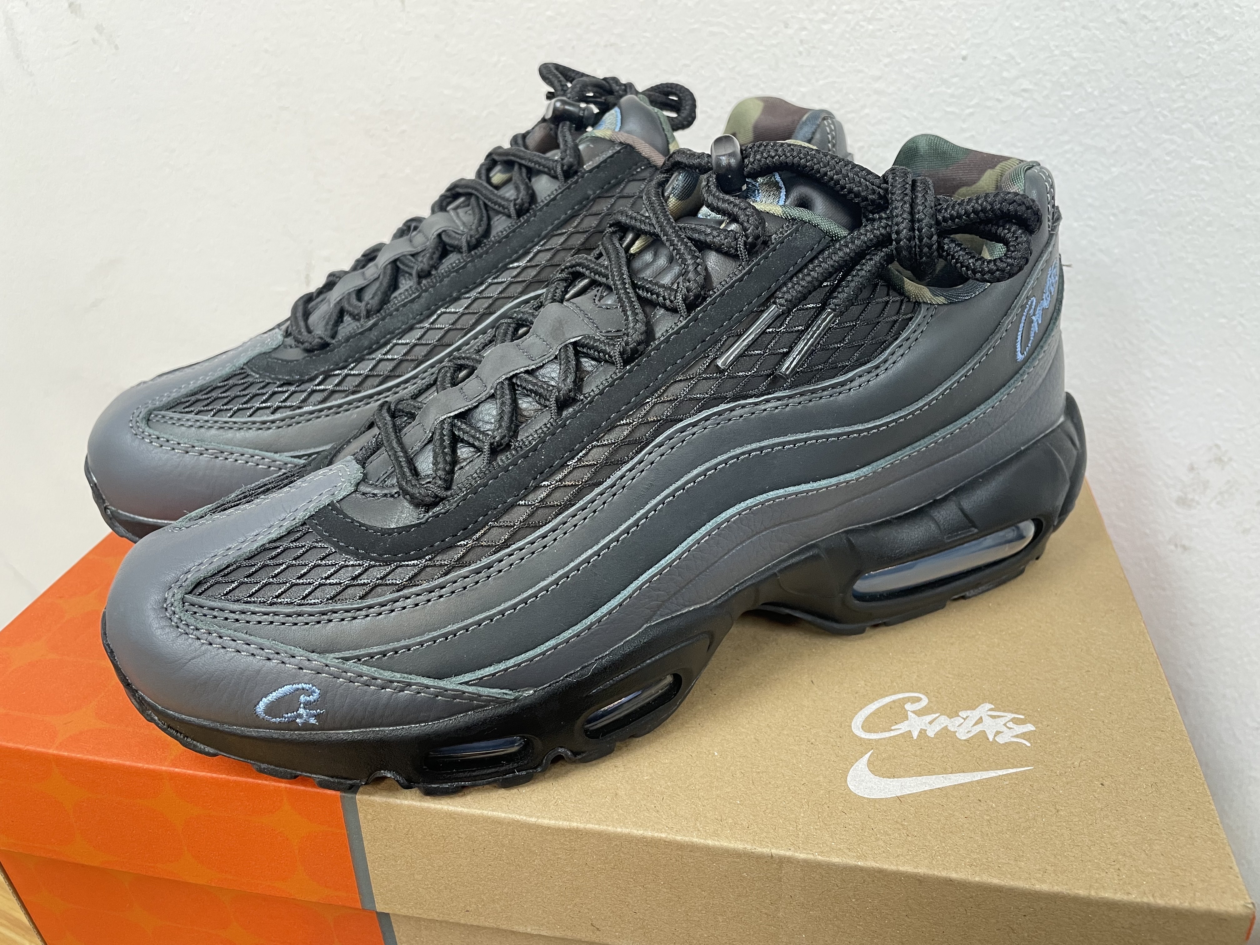 Nike x Corteiz Air Max 95 Aegean Storm 착용 스타일 - 1