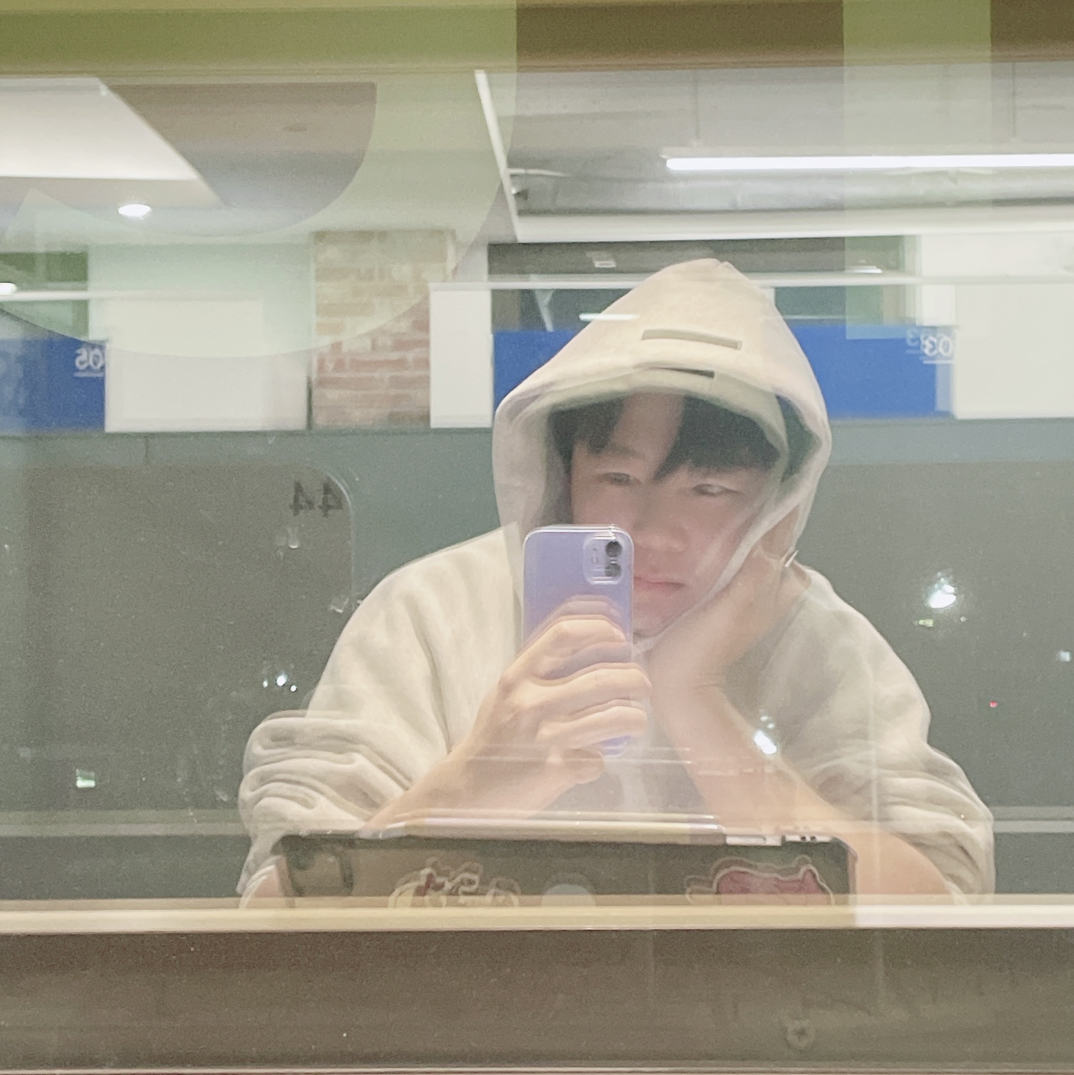 Essentials The Core Collection Pullover Hoodie Oatmeal, Essentials The Core Collection Relaxed Sweatpants Light Oatmeal 착용 스타일