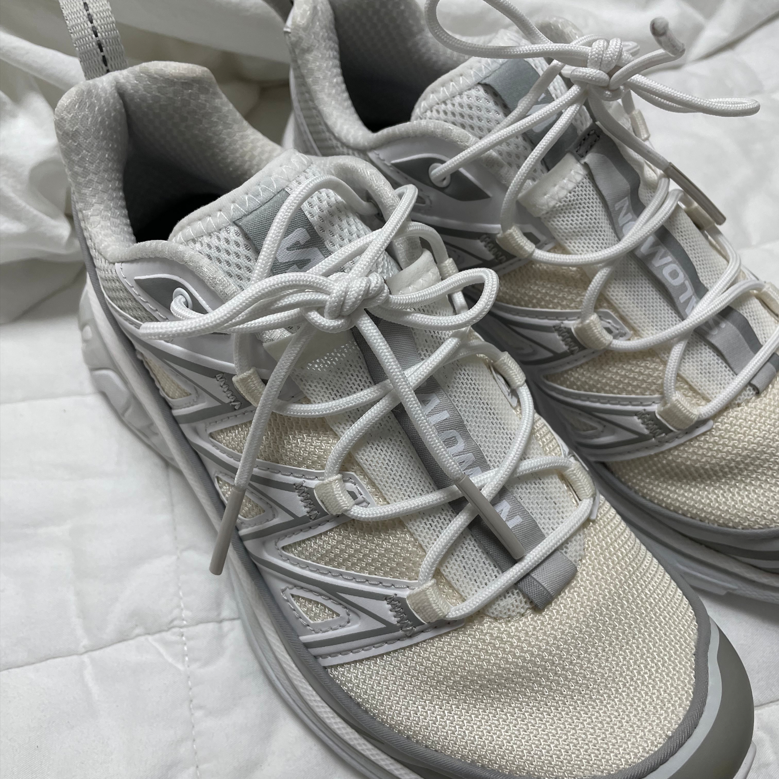 Salomon XT-6 Expanse Vanilla Ice White 착용 스타일