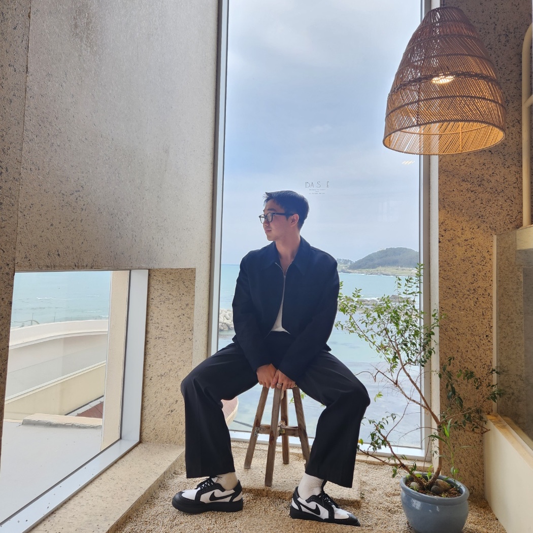 Nike x Peaceminusone Kwondo1 Black and White 착용 스타일 - 3