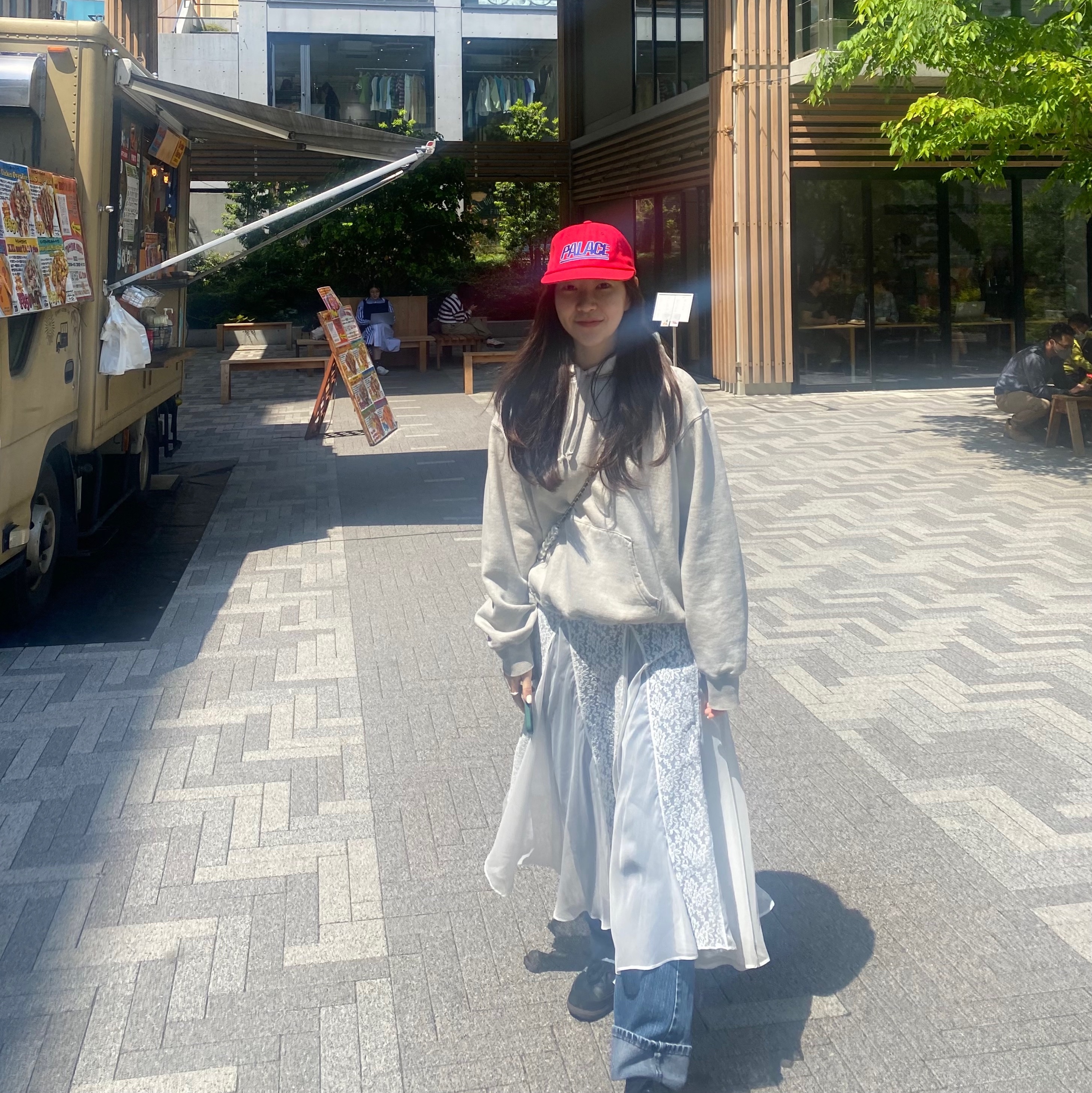 Palace Gigantic Pal Hat Red - 23SS, Supreme Overdyed S Logo Hooded Sweatshirt Natural - 23SS 착용 스타일