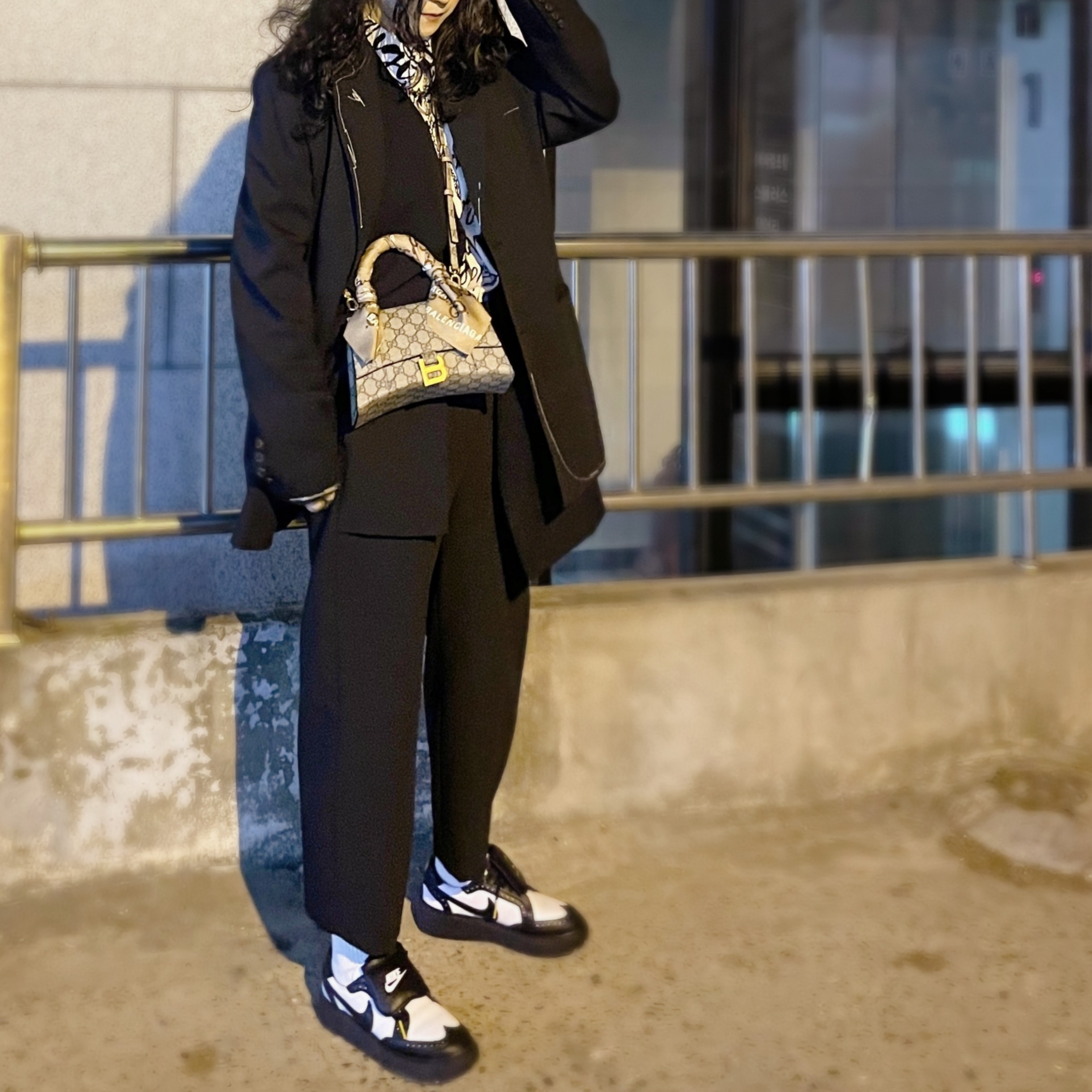 Nike x Peaceminusone Kwondo1 Black and White 착용 스타일 - 1