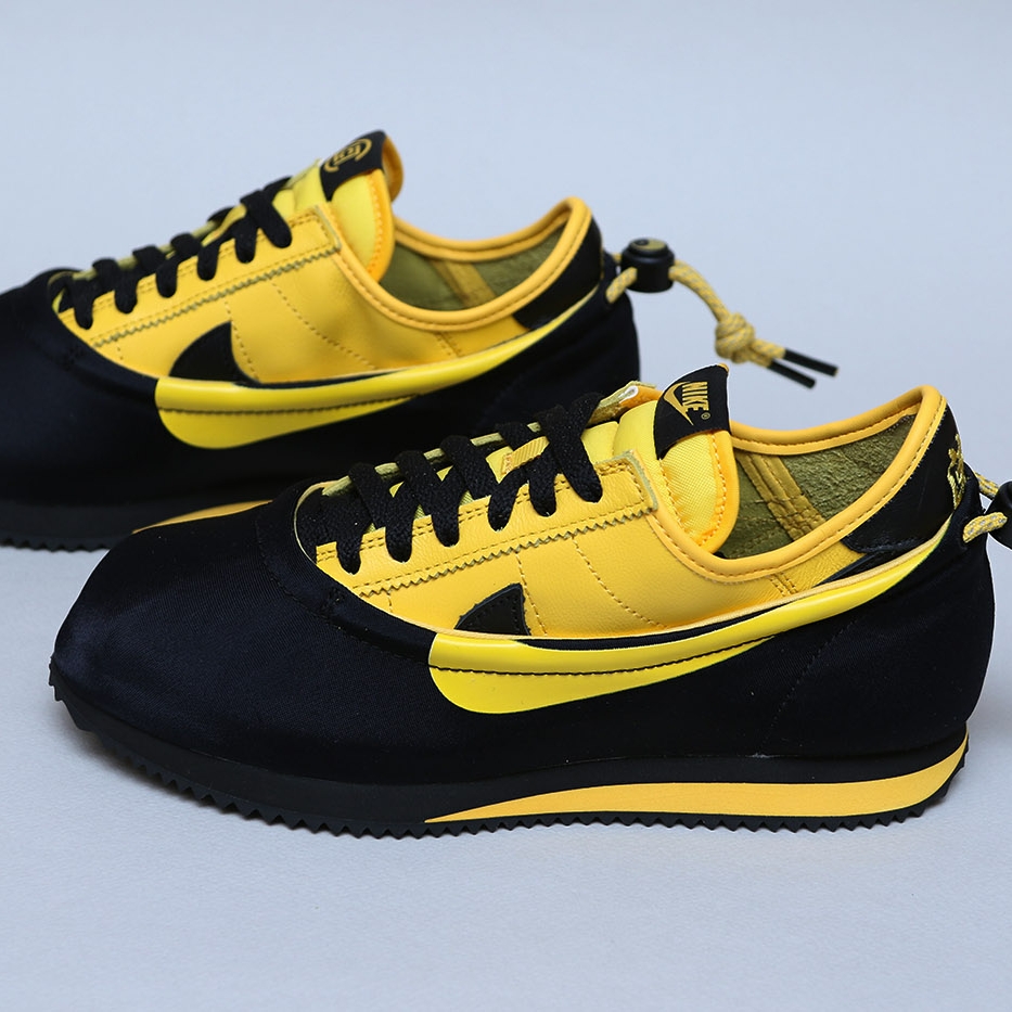 Nike x Clot Cortez SP Black Varsity Maize 착용 스타일 - 1