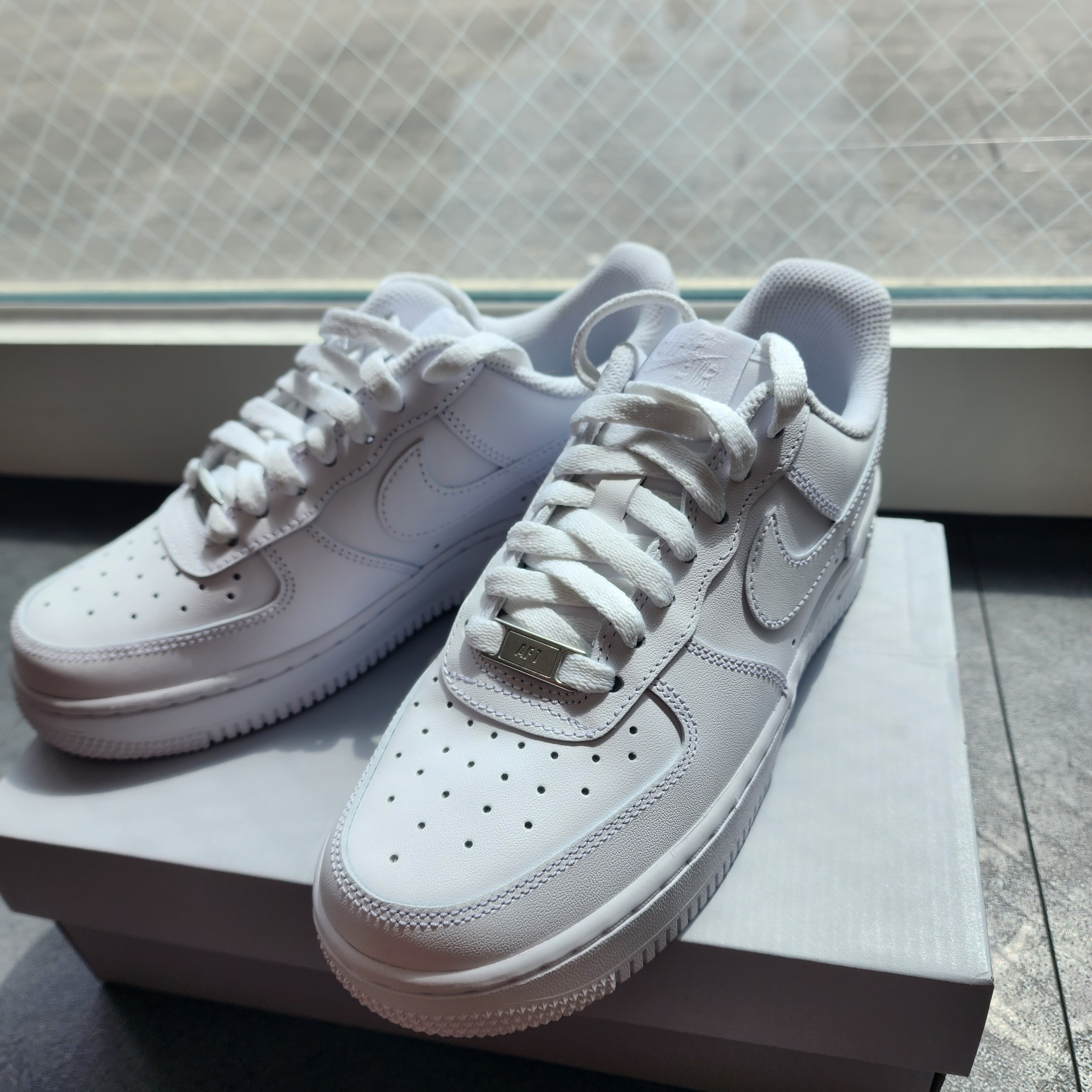 (W) Nike Air Force 1 '07 Low White 착용 스타일
