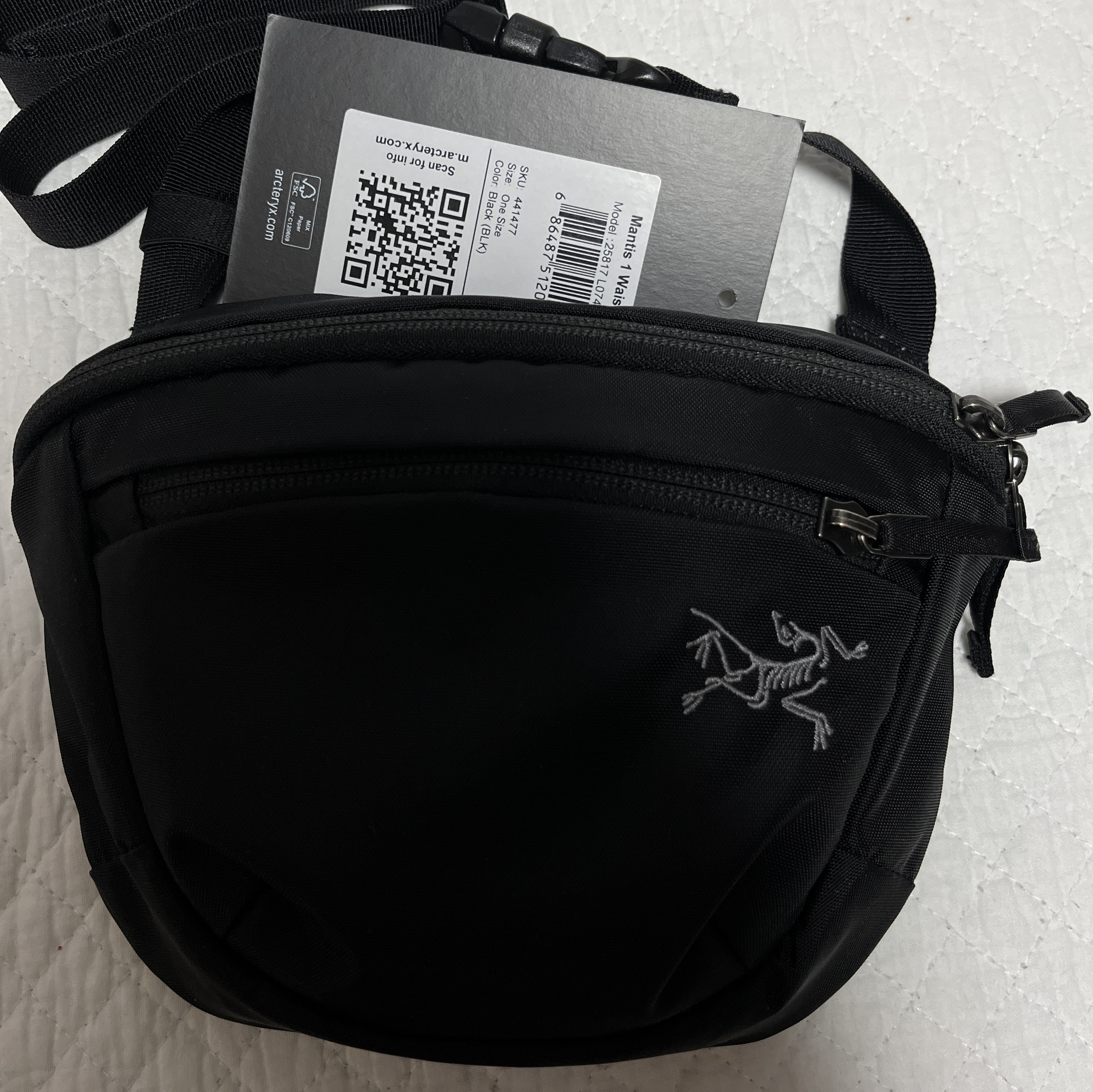 Arc'teryx Mantis 1 Waistpack Black 착용 스타일