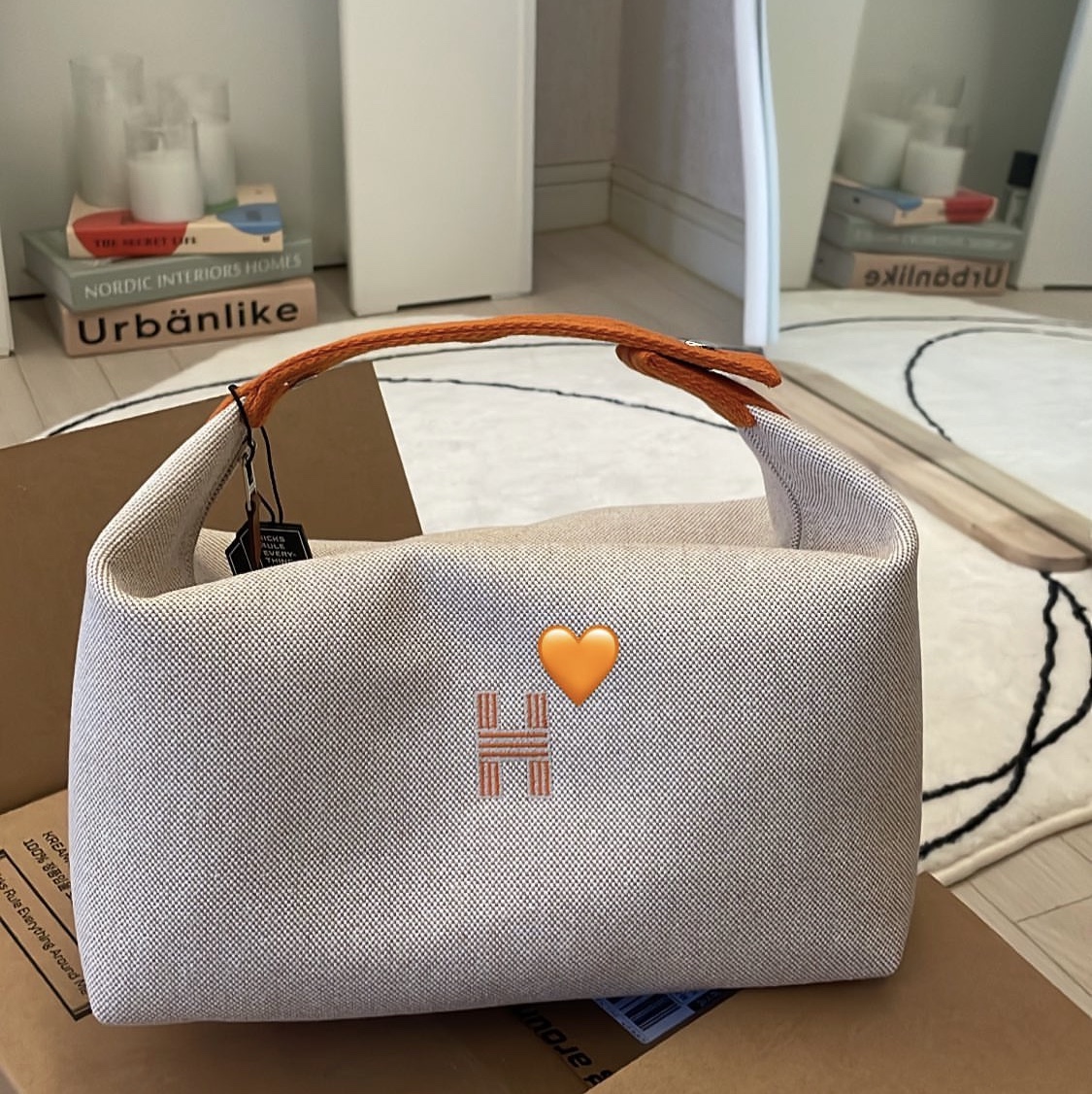Hermes Large Bride-A-Brac Case Canvas & Beige Orange 착용 스타일