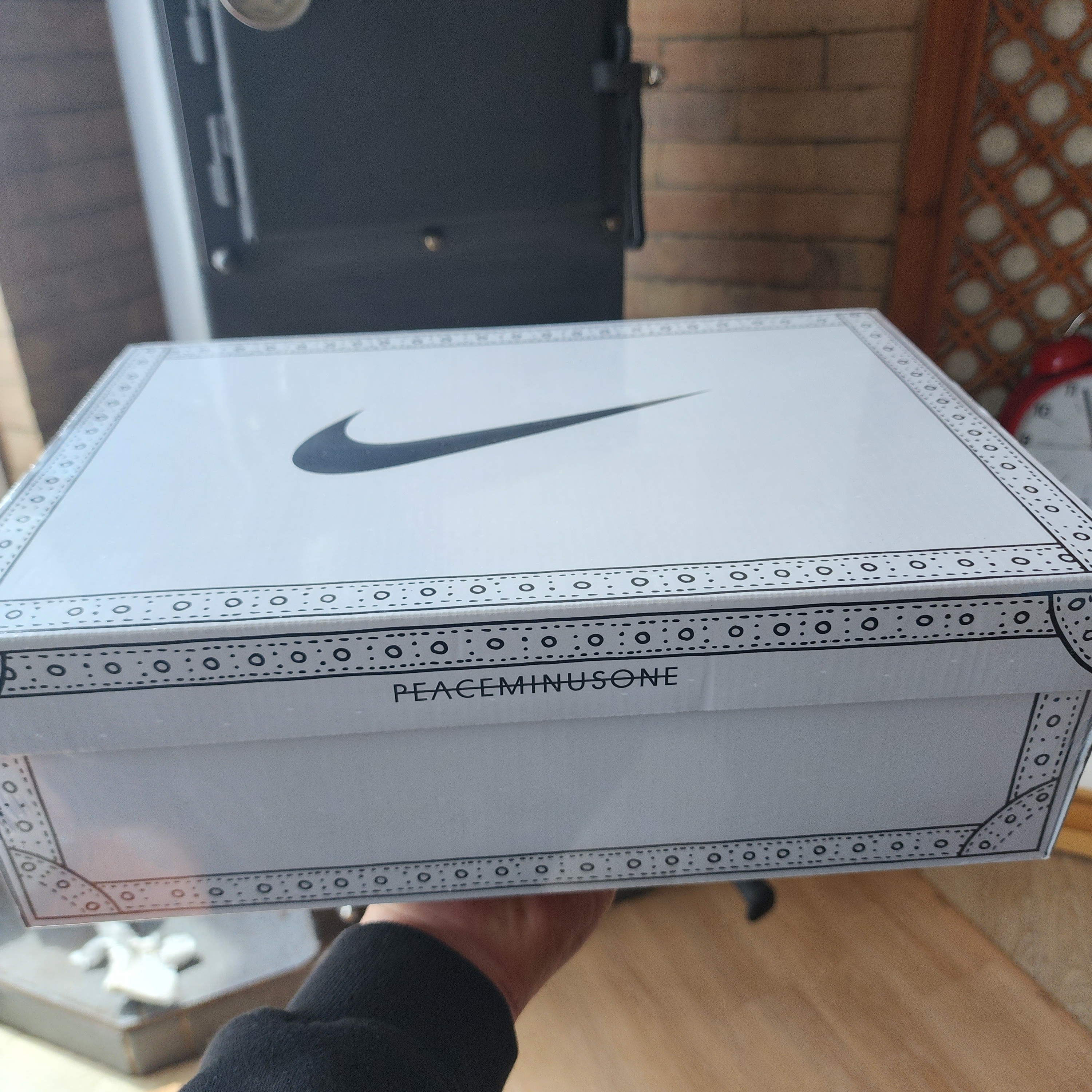 Nike x Peaceminusone Kwondo1 Black and White 착용 스타일 - 5
