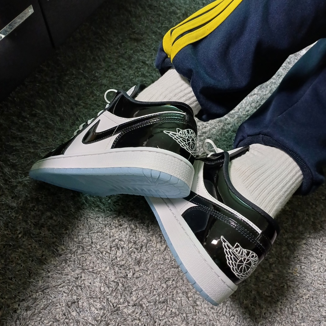 Jordan 1 Low SE Concord 착용 스타일 - 2
