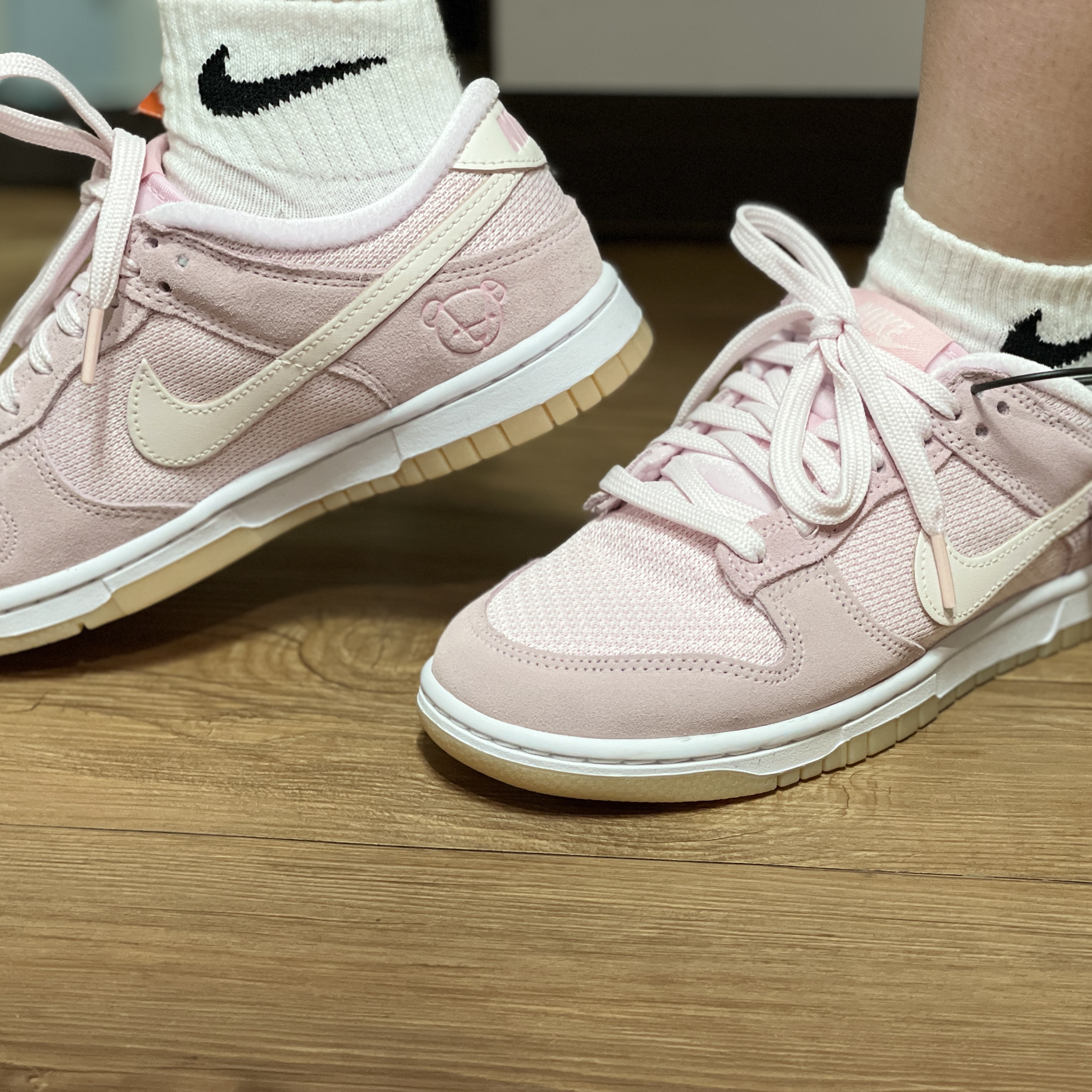 (W) Nike Dunk Low SE Light Soft Pink 착용 스타일