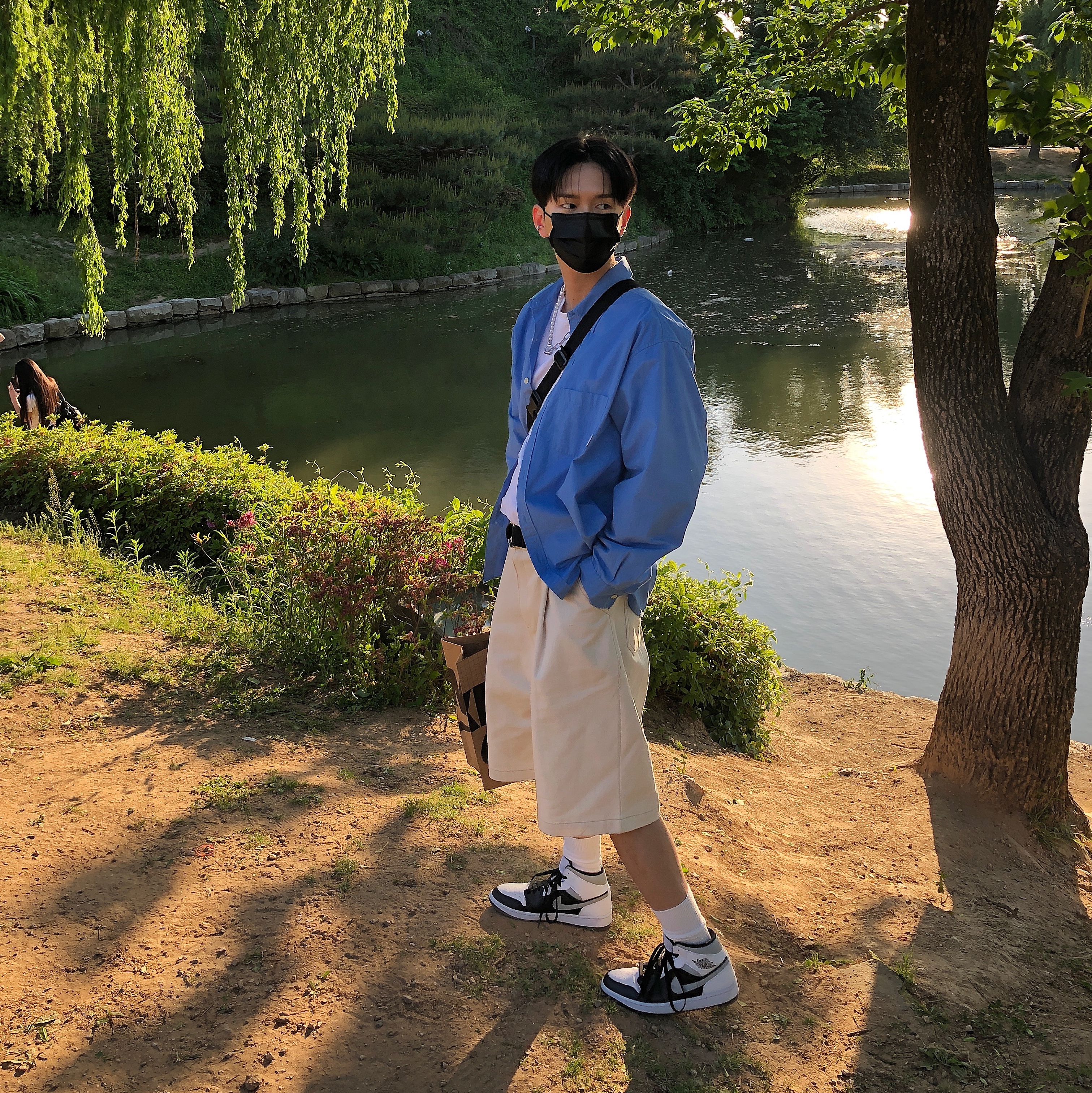 조던 1 미드 화이트 쉐도우 착용 스타일