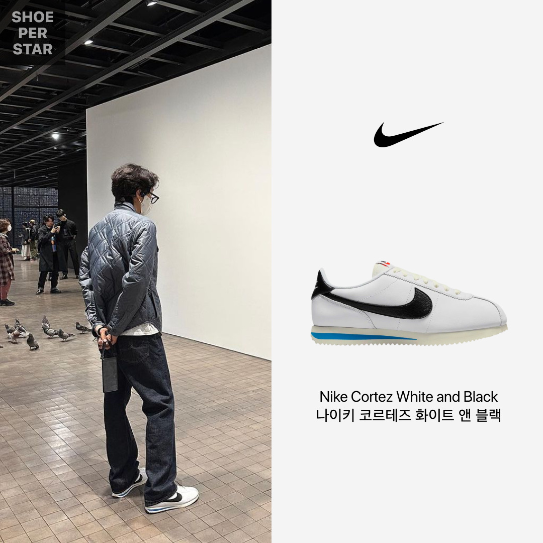 나이키 코르테즈 화이트 앤 블랙 착용 스타일 - 1