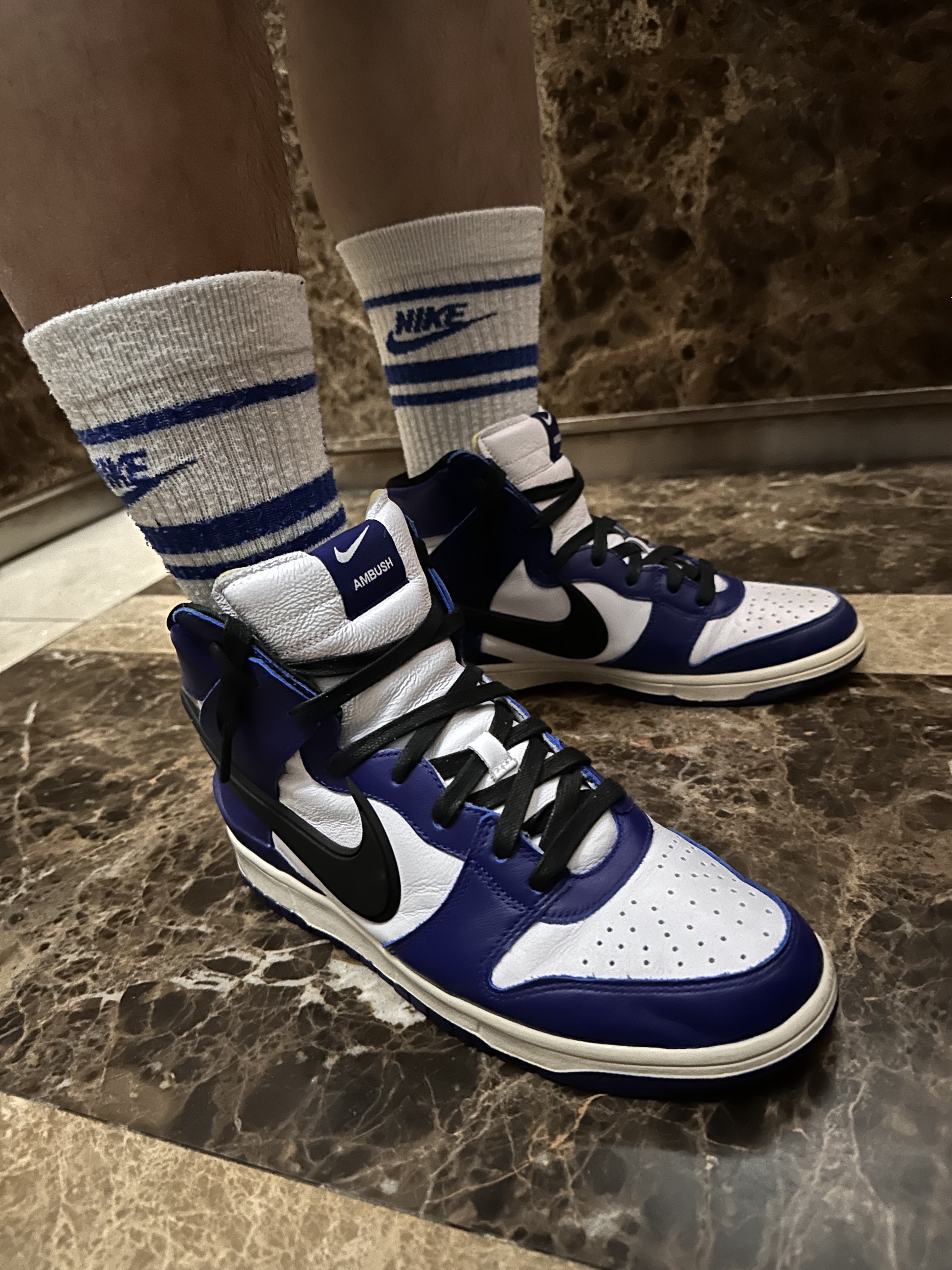 Nike x Ambush Dunk High Deep Royal Blue, Nike NRG Solo Swoosh Fleece Shorts Black - Asia 착용 스타일 - 2