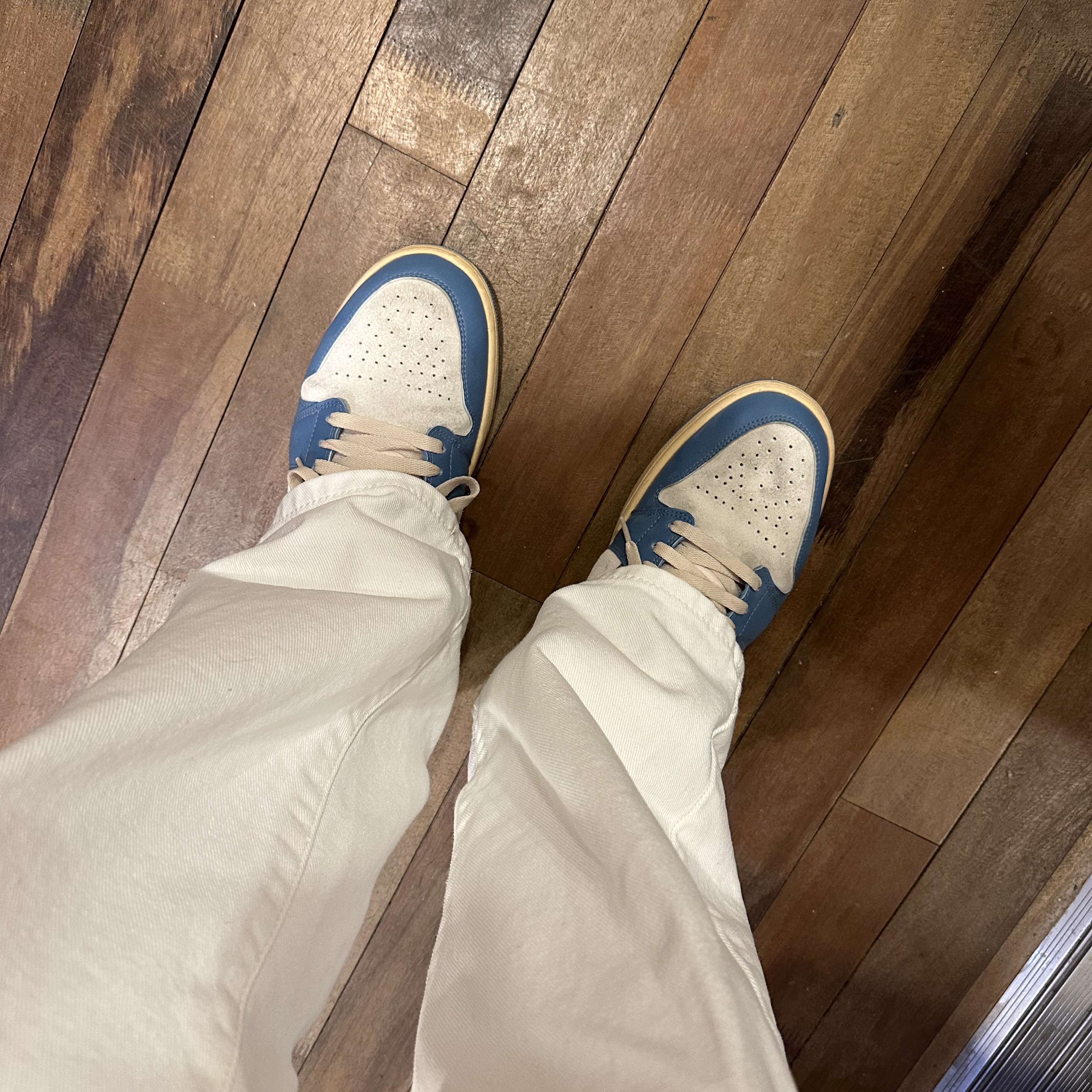 Jordan 1 Low SE Tokyo 96 착용 스타일