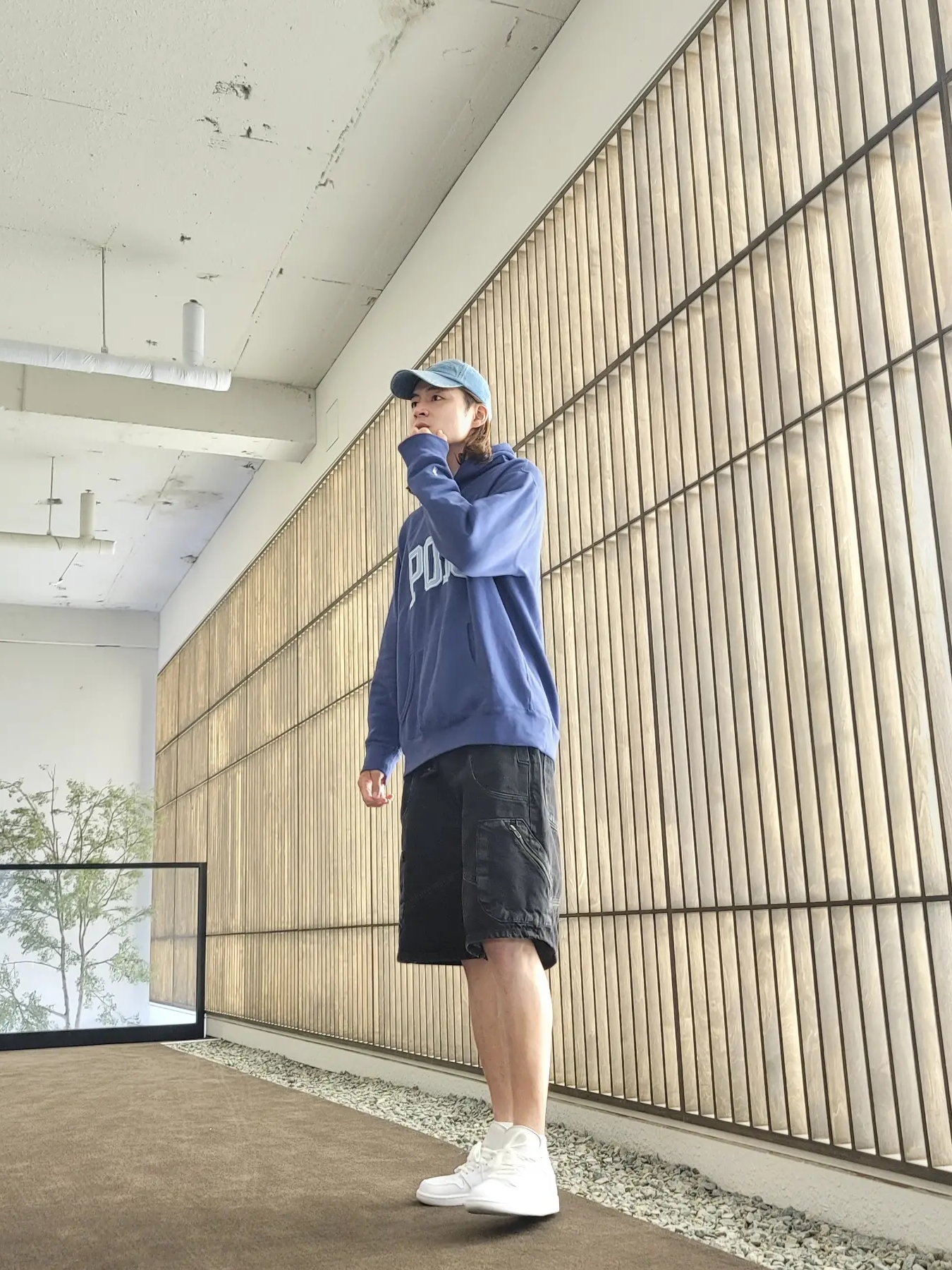 Jordan 1 Low Triple White 착용 스타일 - 1
