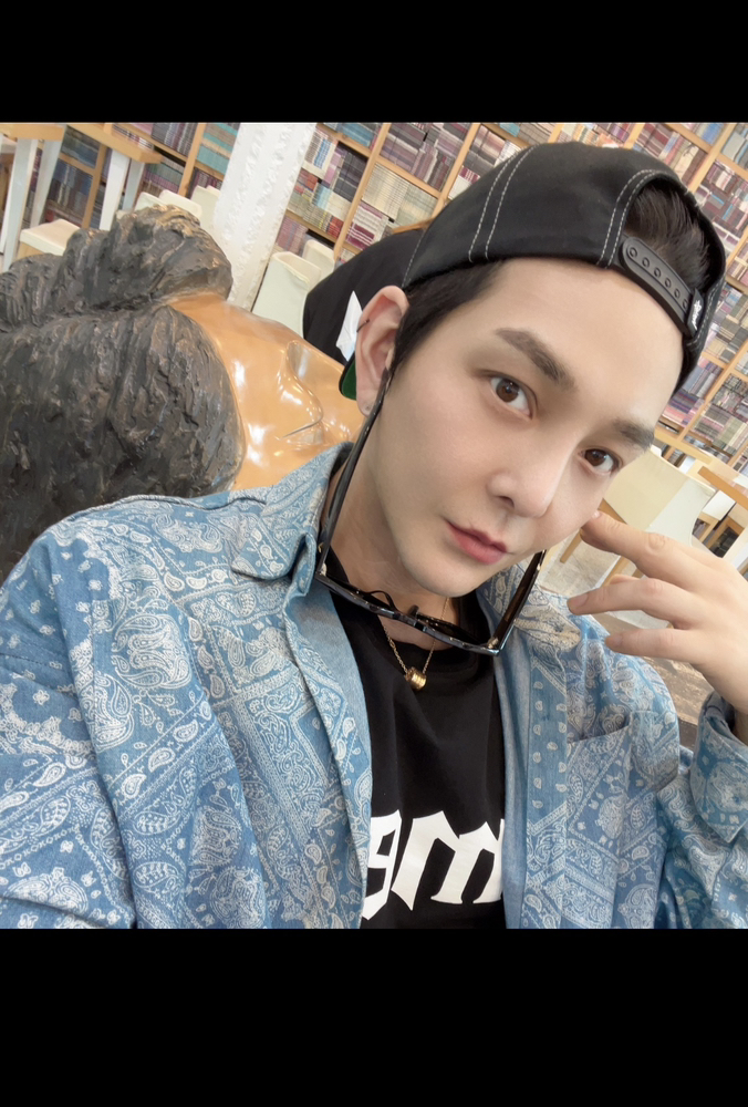 KREAM 프로필 이미지