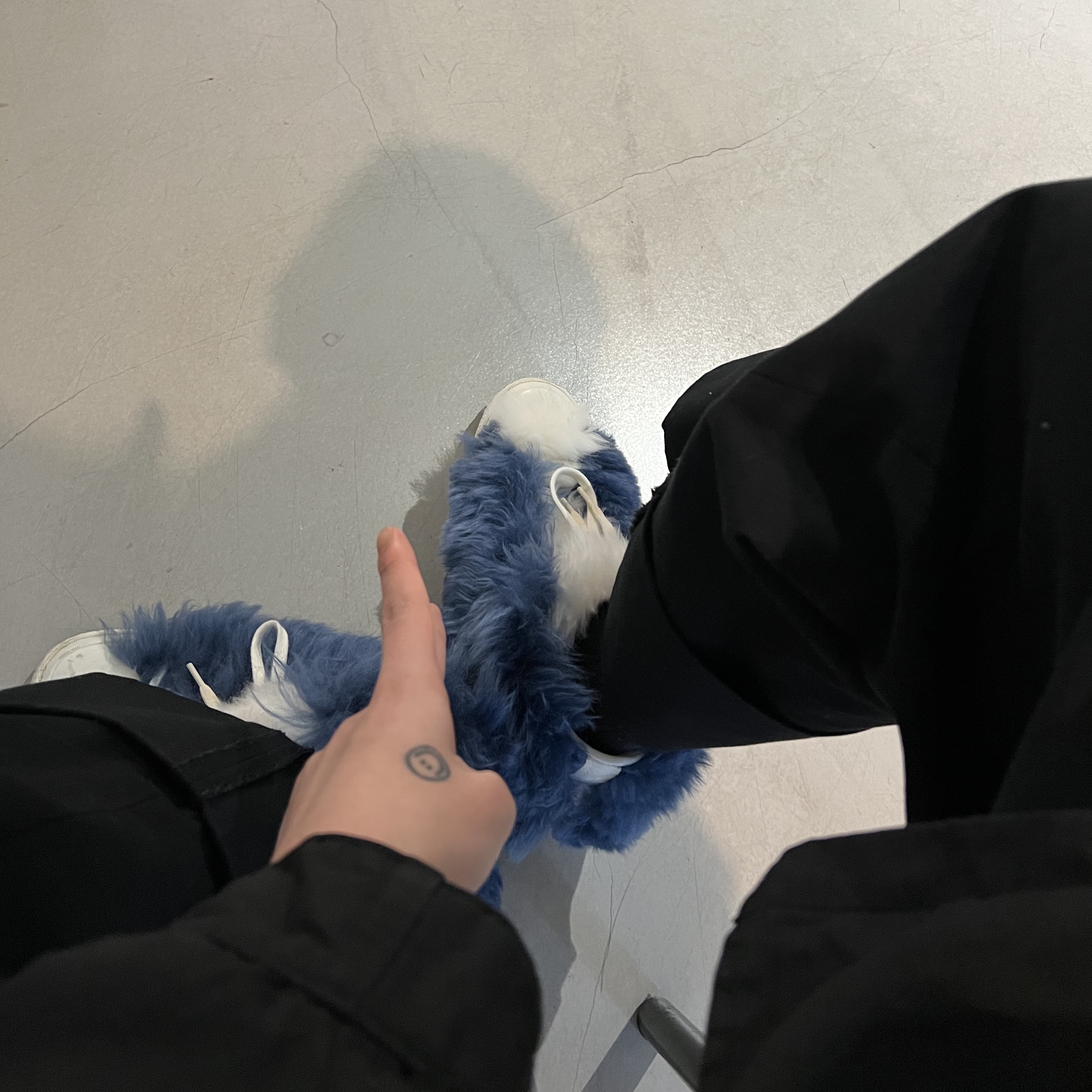 Peaceminusone Work Pants #1 Black, Converse x Ambush Chuck 70 Fuzzy Navy Blue 착용 스타일 - 2