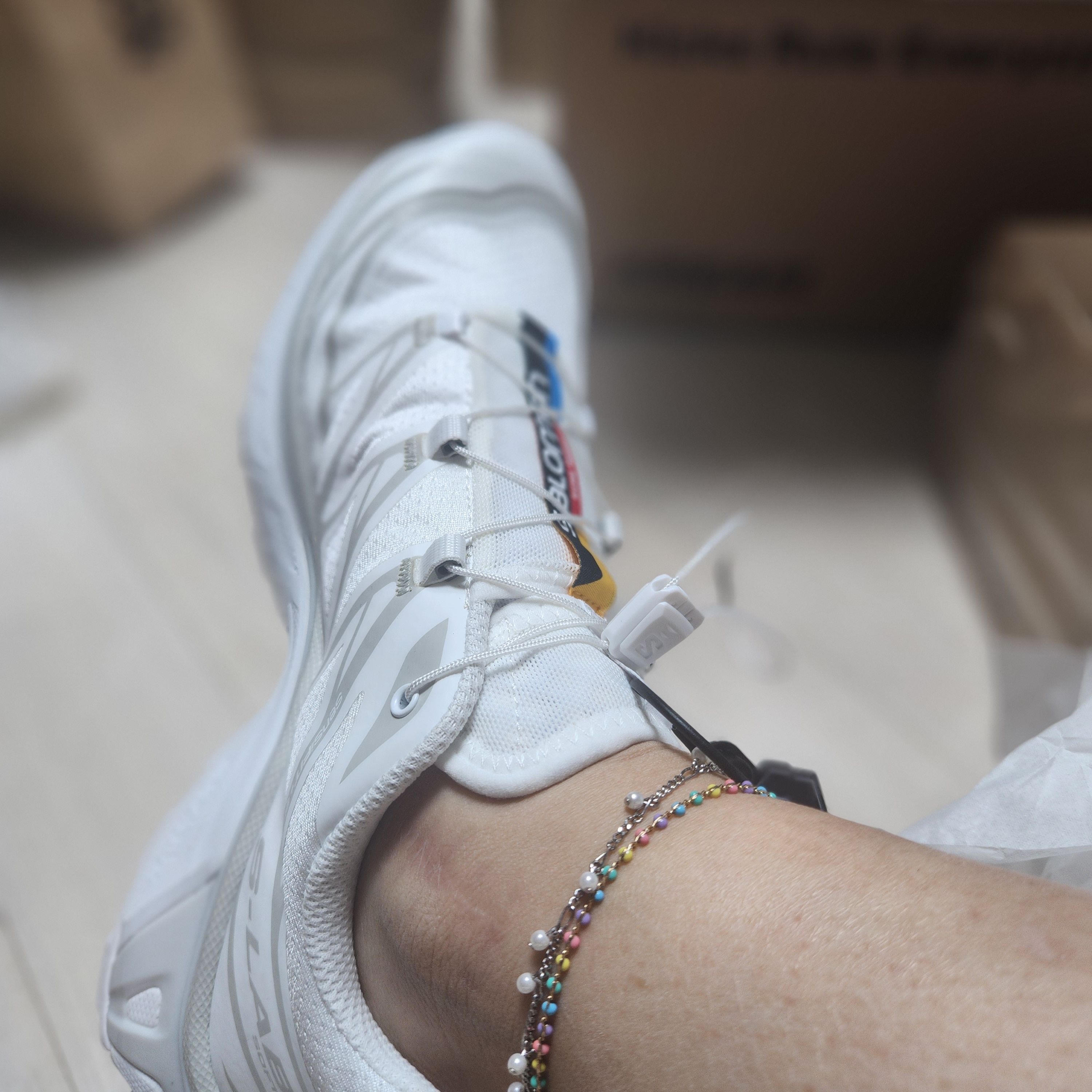 Salomon XT-6 ADV White 착용 스타일 - 1
