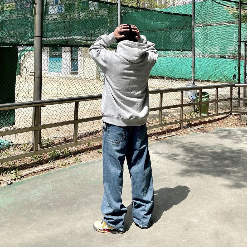 Jordan 5 x Off-White Retro SP Sail Fire Red, Supreme Underline Hooded Sweatshirt Heather Grey - 22FW 착용 스타일 - 2