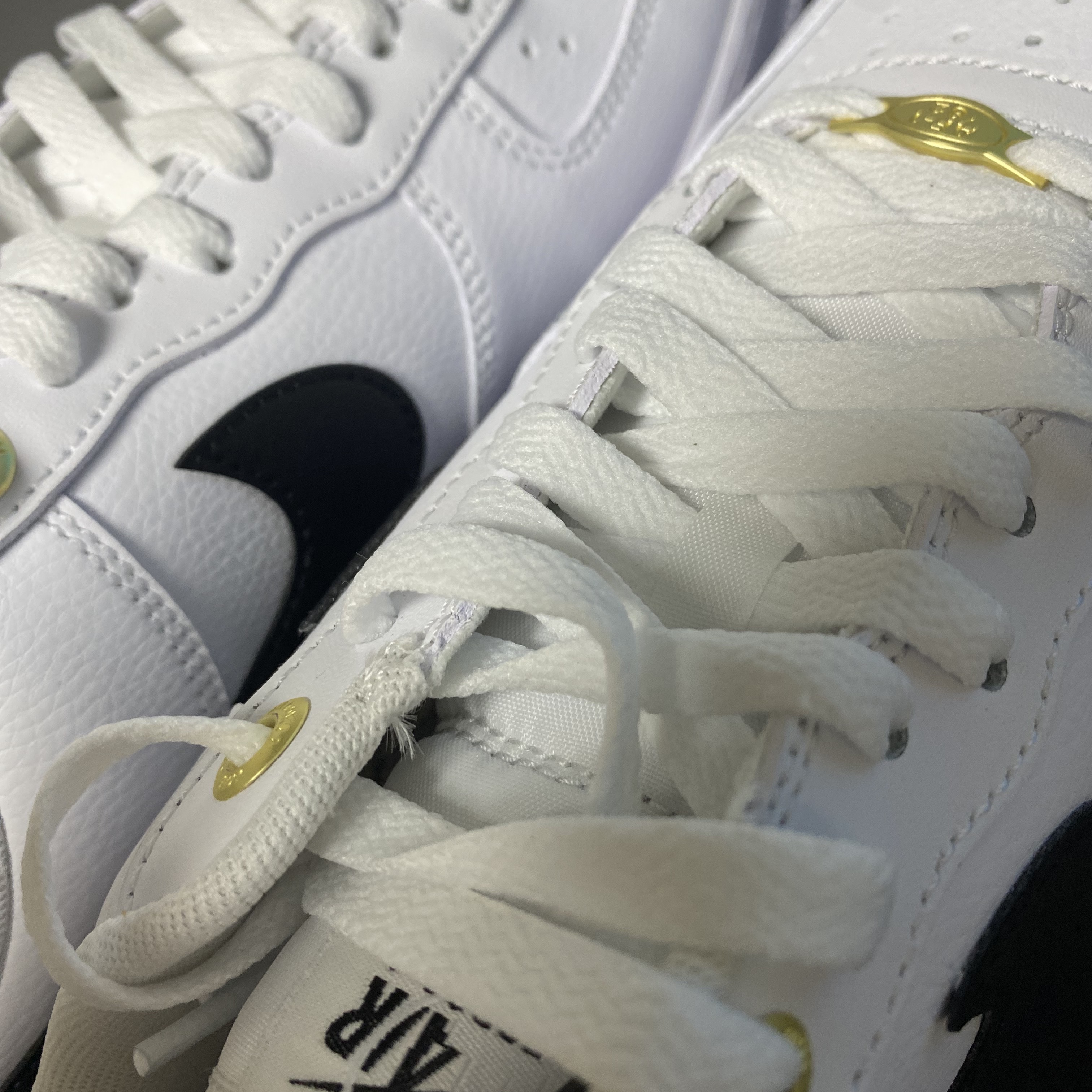 Nike Air Force 1 '07 LV8 40th Anniversary Join Forces White Black 착용 스타일