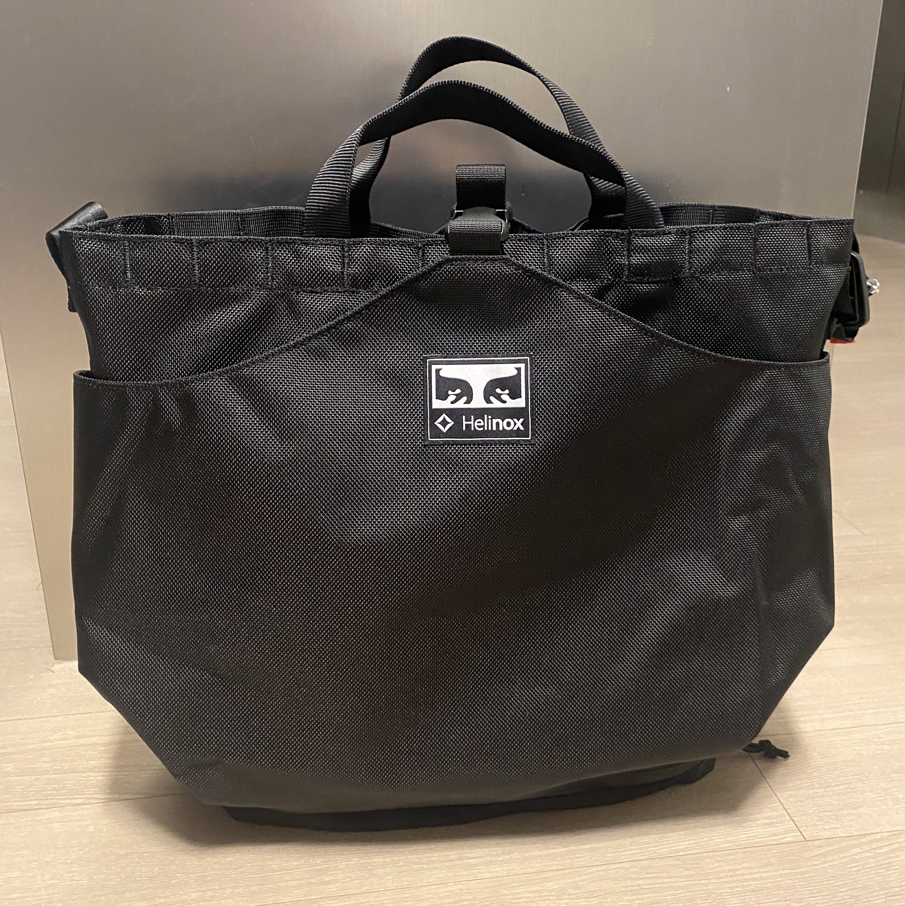Helinox x Obey Laundry Bag Black 착용 스타일 - 1