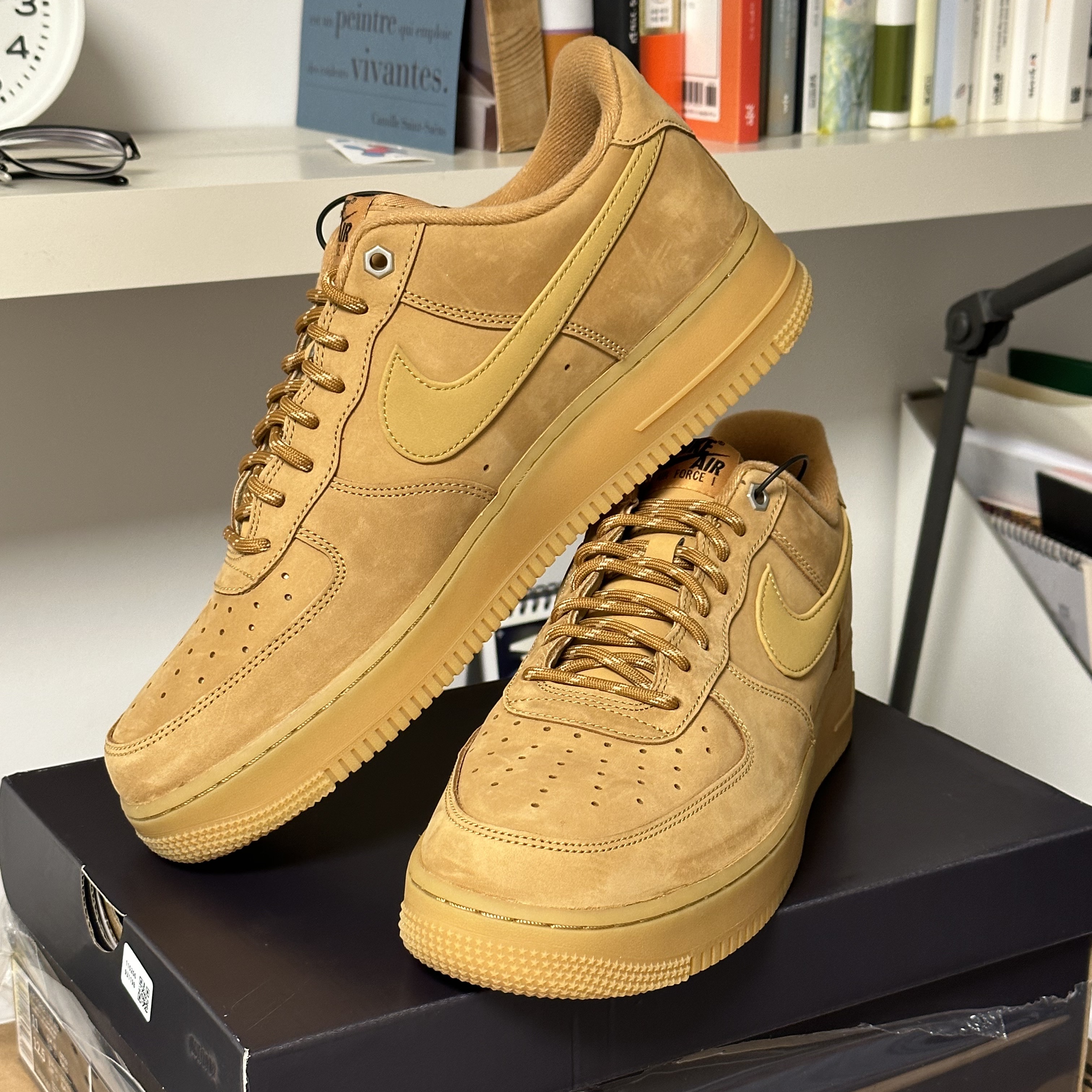 Nike Air Force 1 '07 WB Flax 착용 스타일