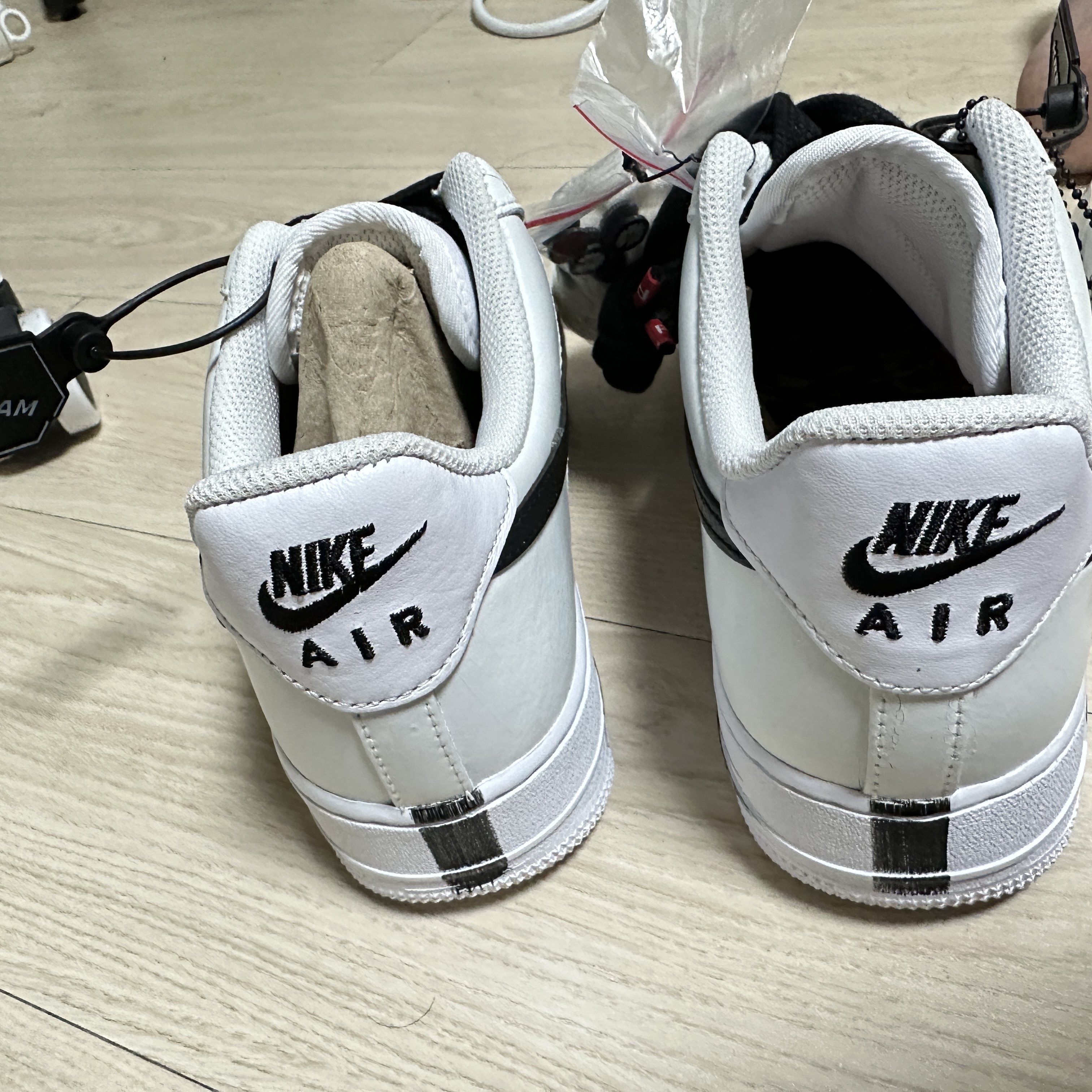 Nike x Peaceminusone Air Force 1 Low Para-Noise 2.0 착용 스타일 - 1