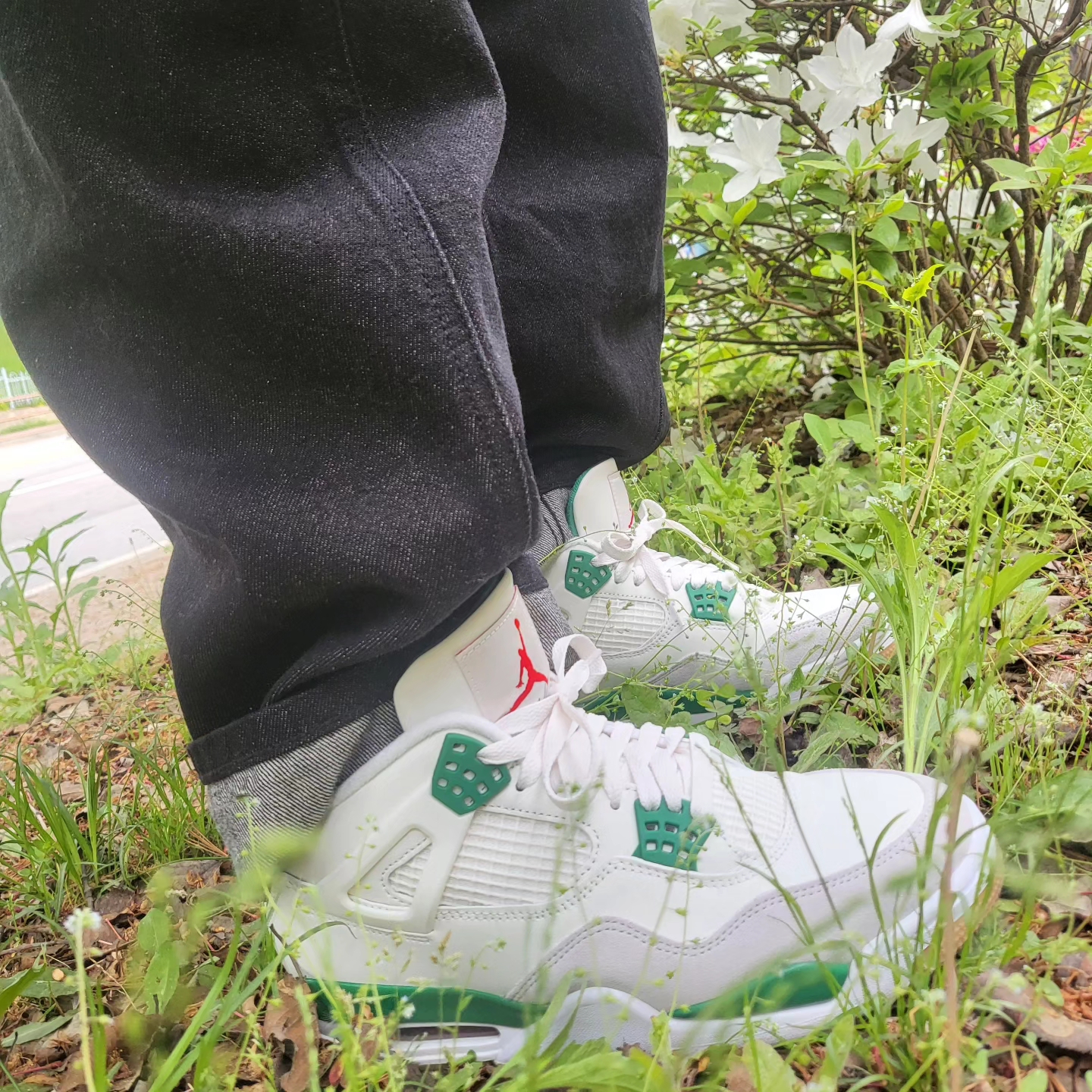 Jordan 4 x Nike SB Retro SP Pine Green, Stussy Small Stock Crew Socks White (3 Pack) 착용 스타일 - 3