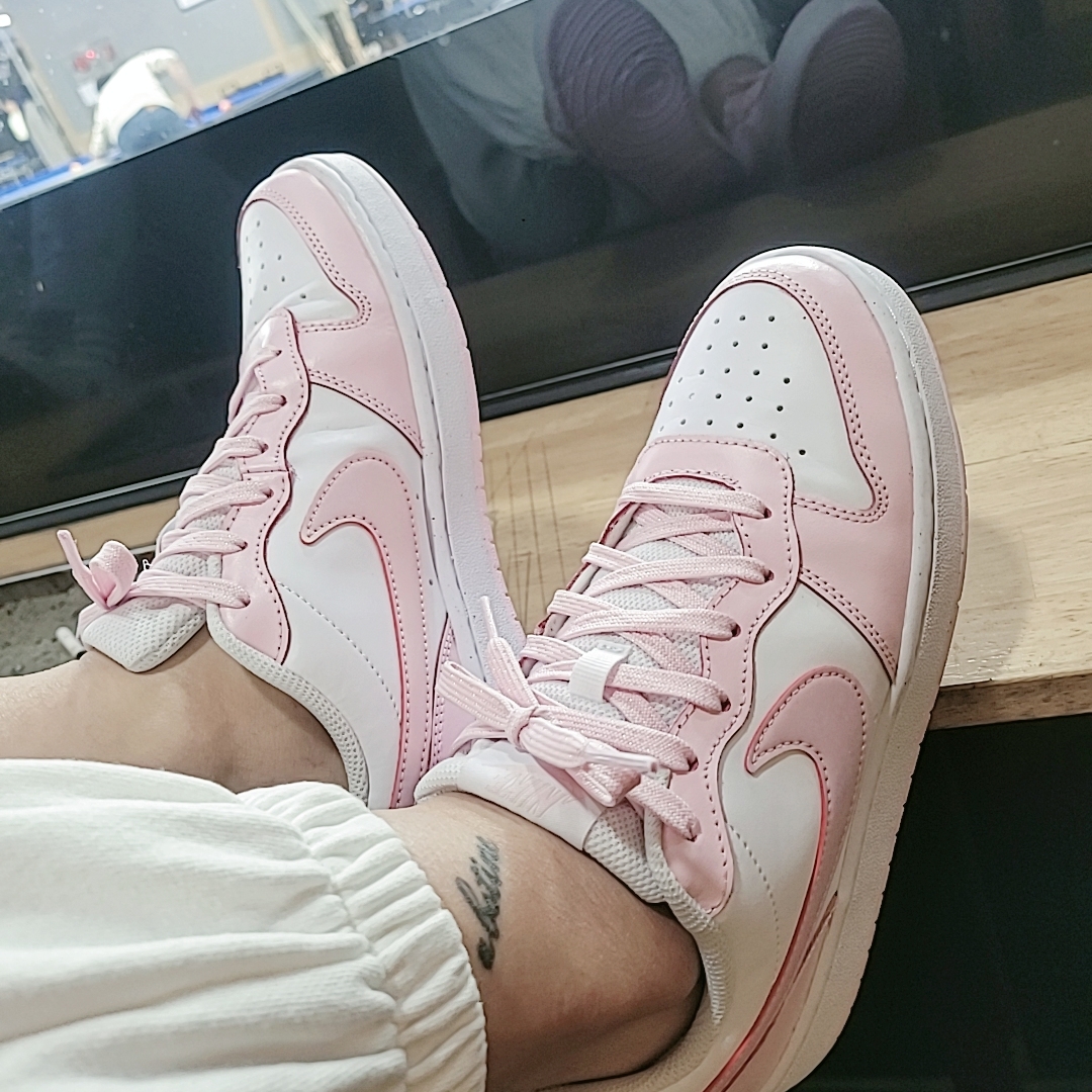 (GS) Nike Court Borough 2 SE White Pink Foam 착용 스타일