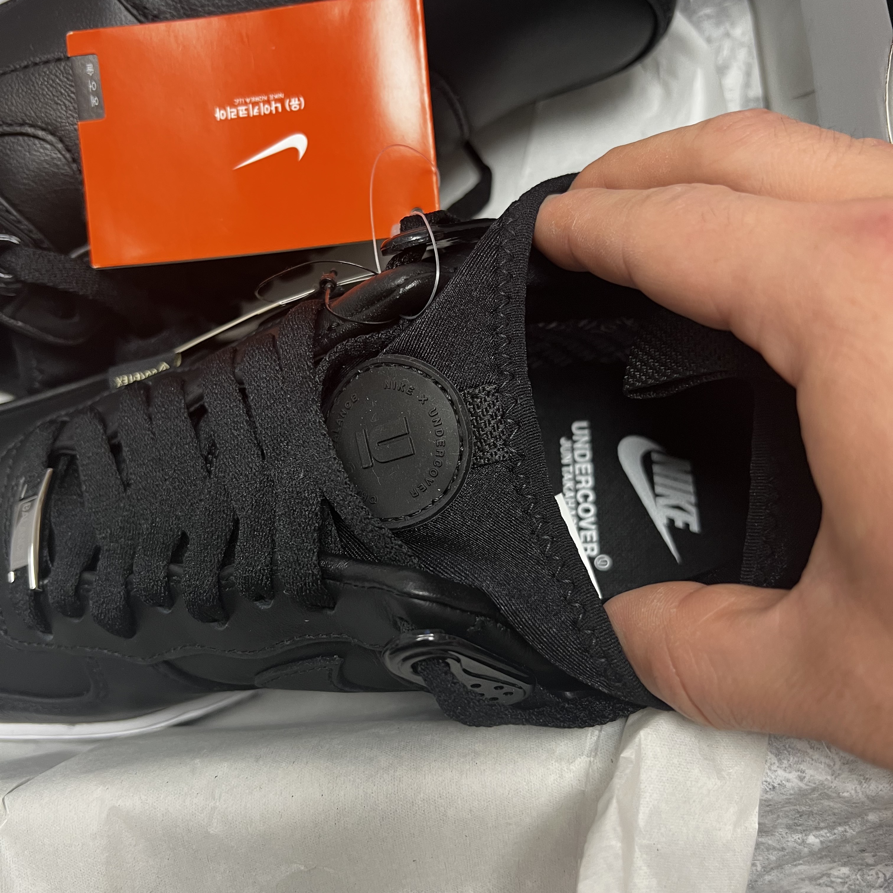 Nike x Undercover Air Force 1 Low SP Black 착용 스타일 - 1