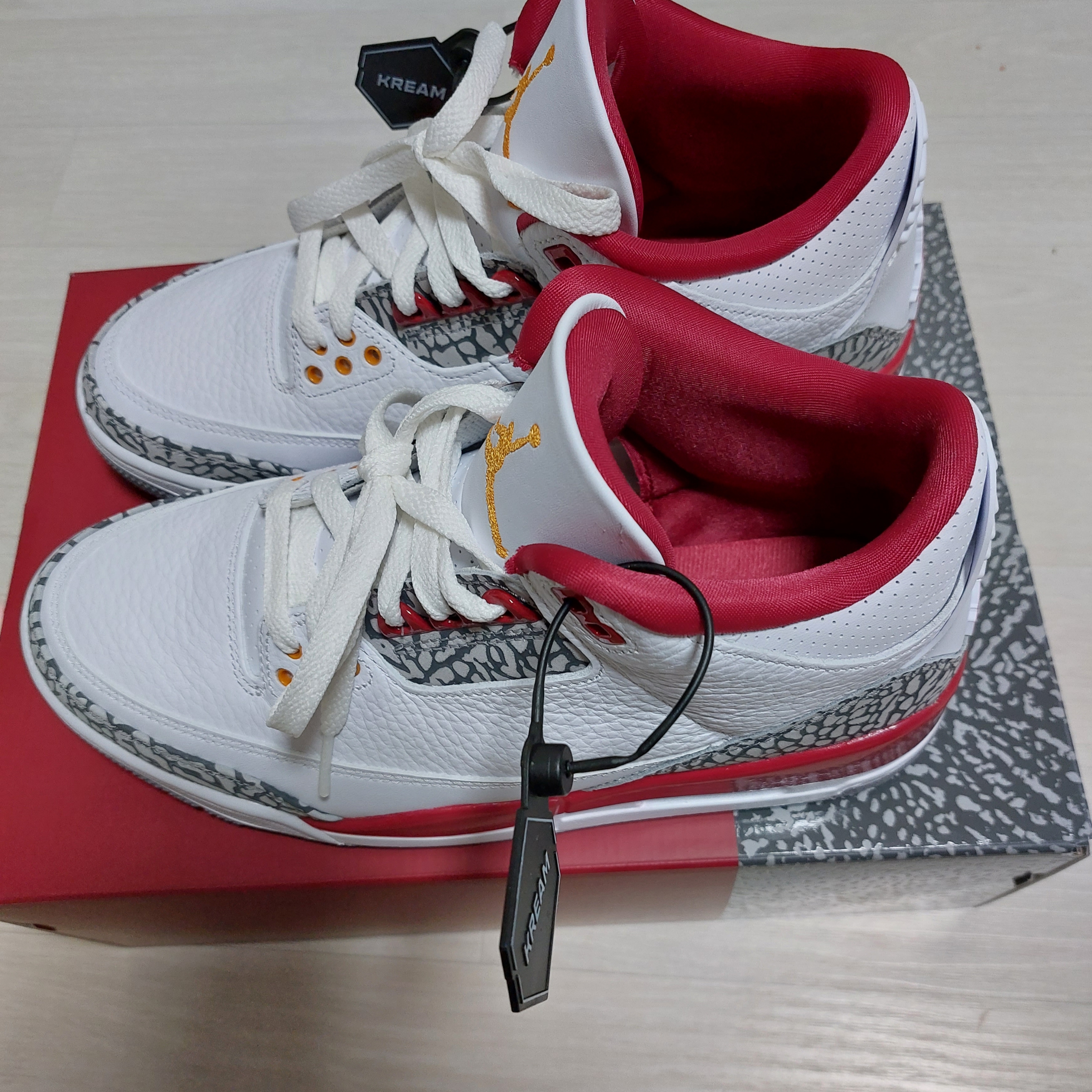 Jordan 3 Retro Cardinal Red 착용 스타일