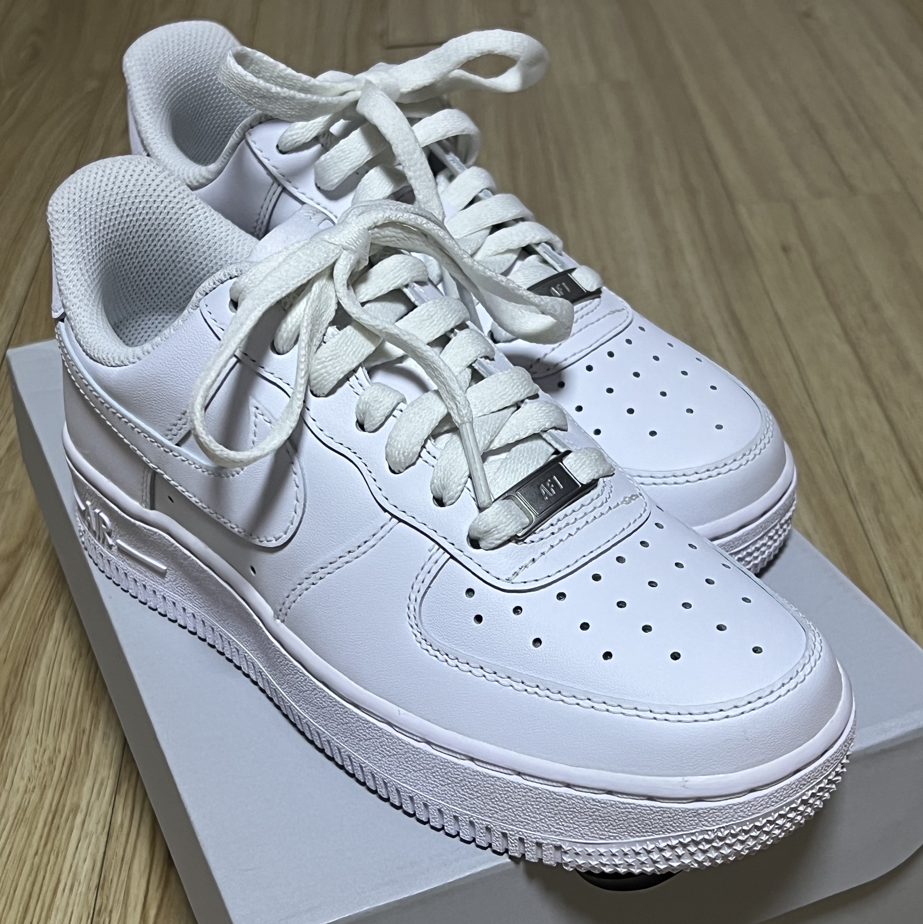 (W) Nike Air Force 1 '07 Low White 착용 스타일