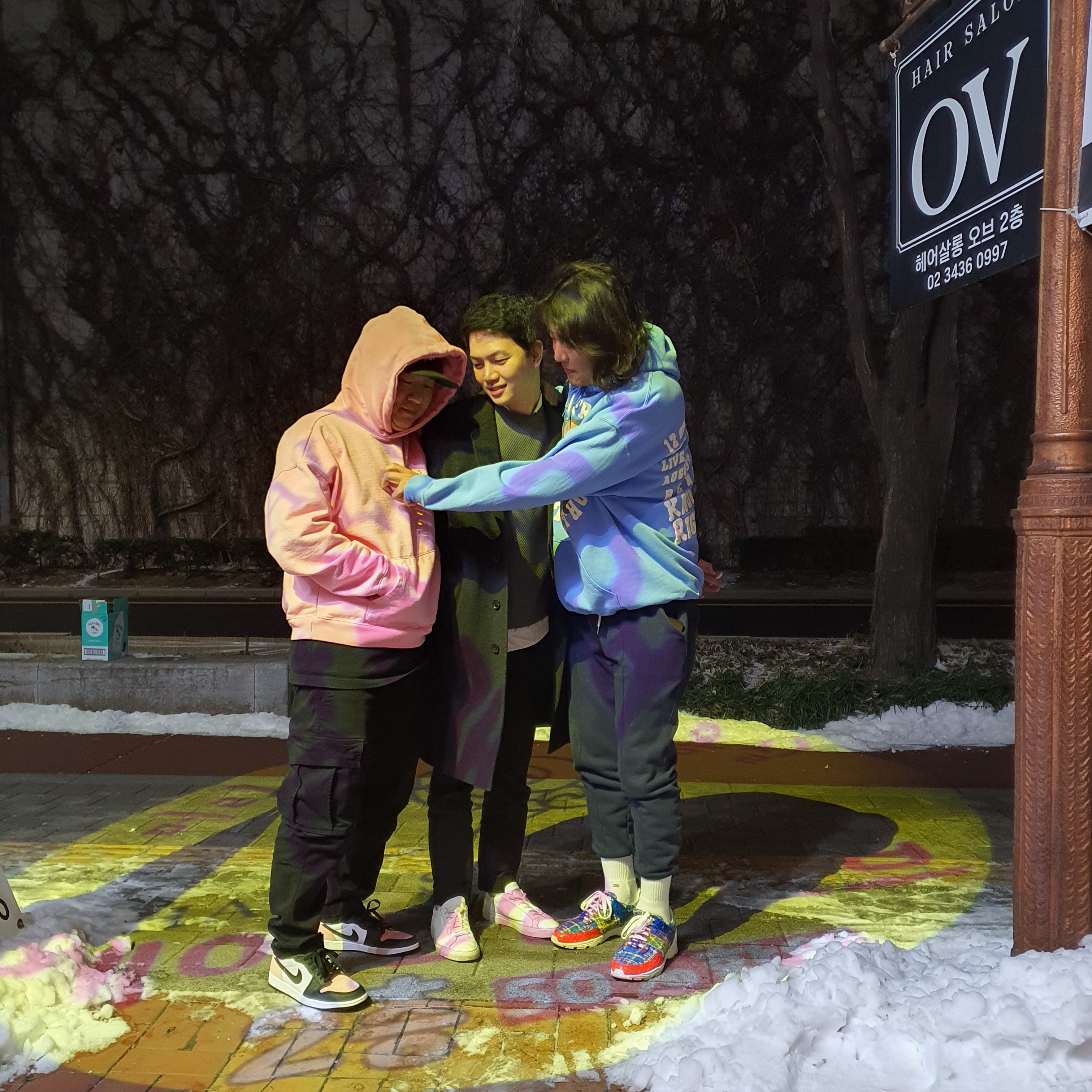 Jordan 1 Retro Low OG Bleached Coral 착용 스타일