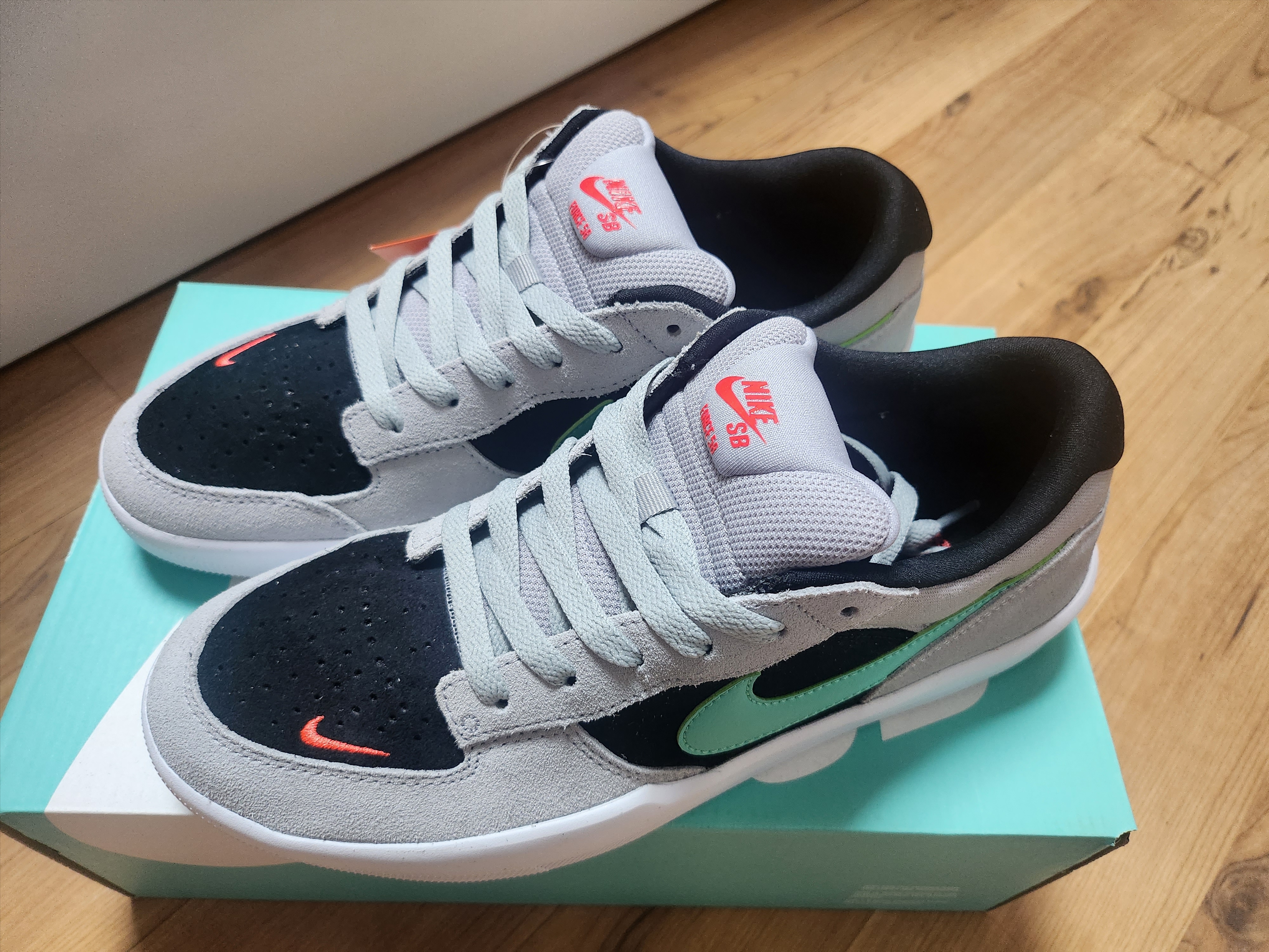 Nike SB Force 58 Concord Team Orange 착용 스타일 - 3