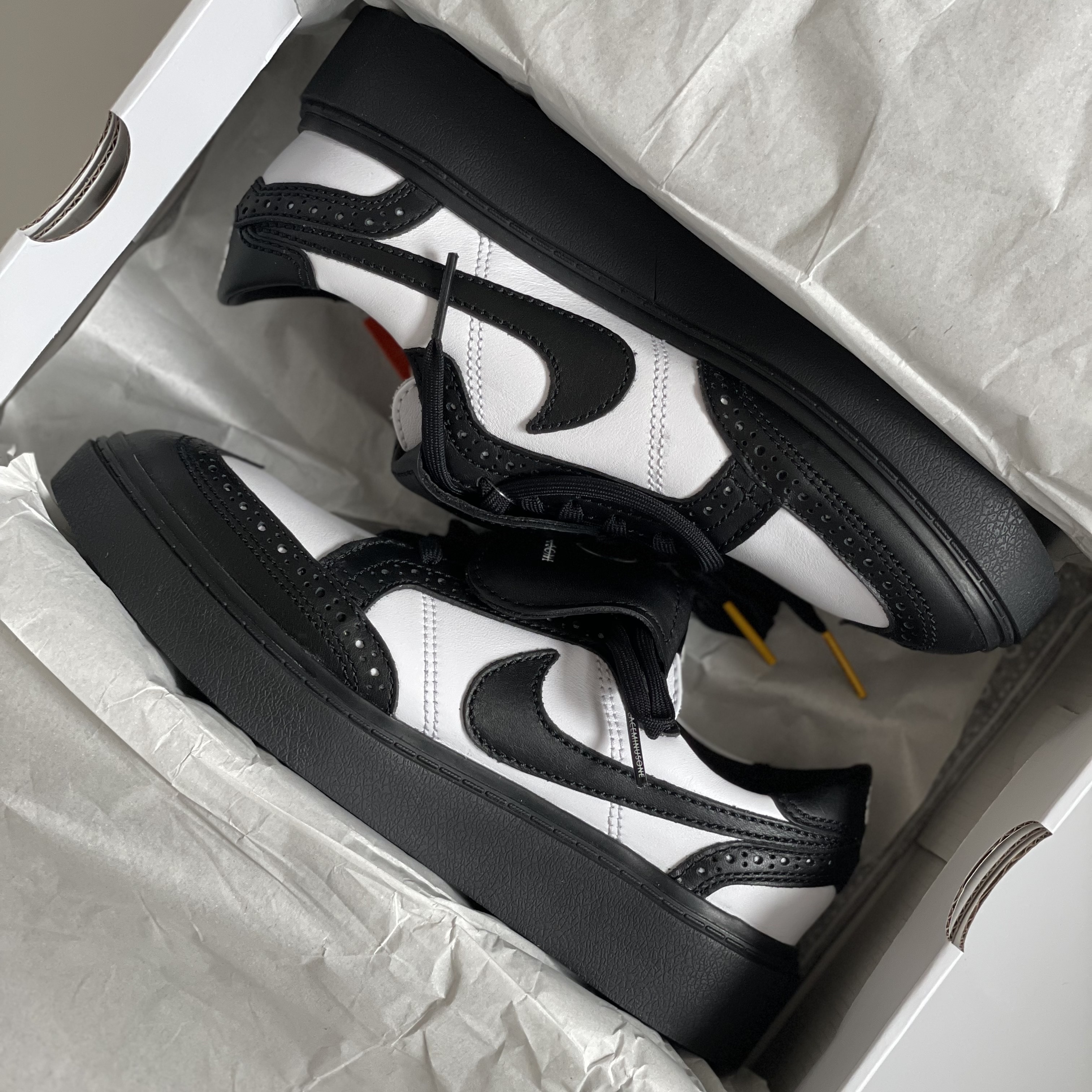 Nike x Peaceminusone Kwondo1 Black and White 착용 스타일