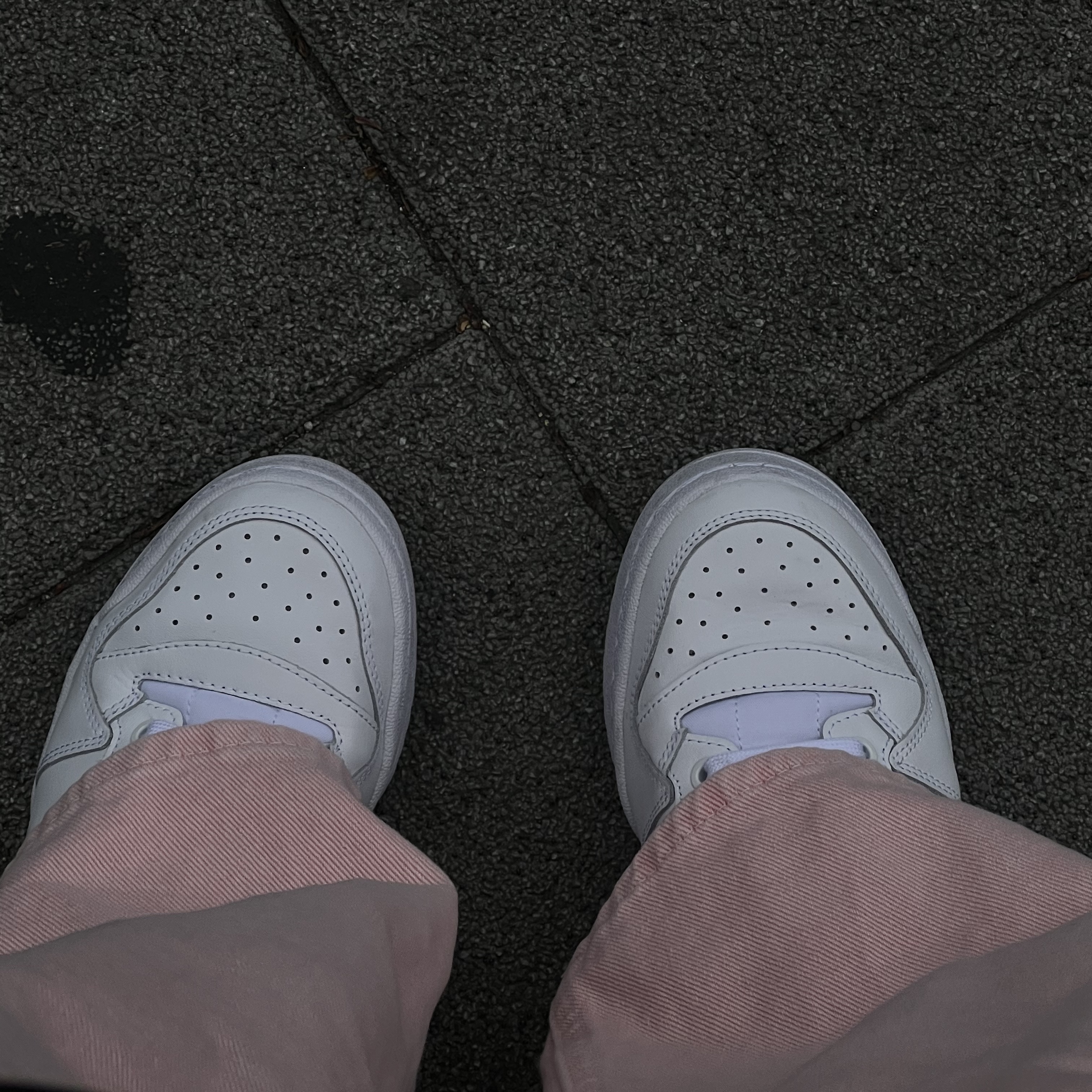 (W) Adidas Forum Bold Cloud White 착용 스타일