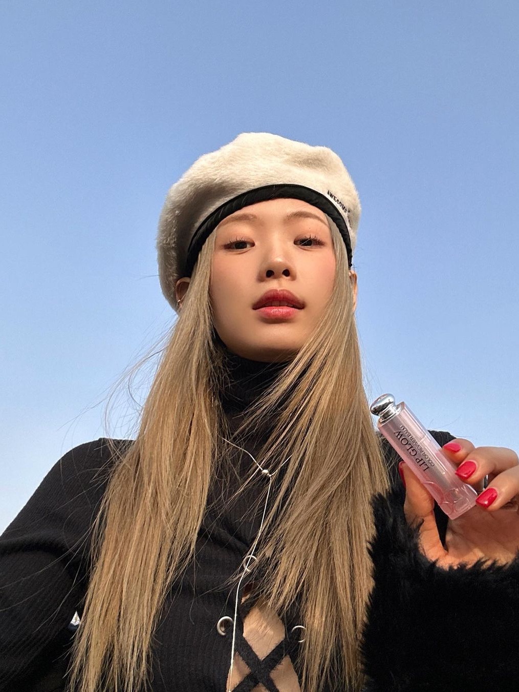 Dior Addict Lip Glow 031 Strawberry 착용 스타일