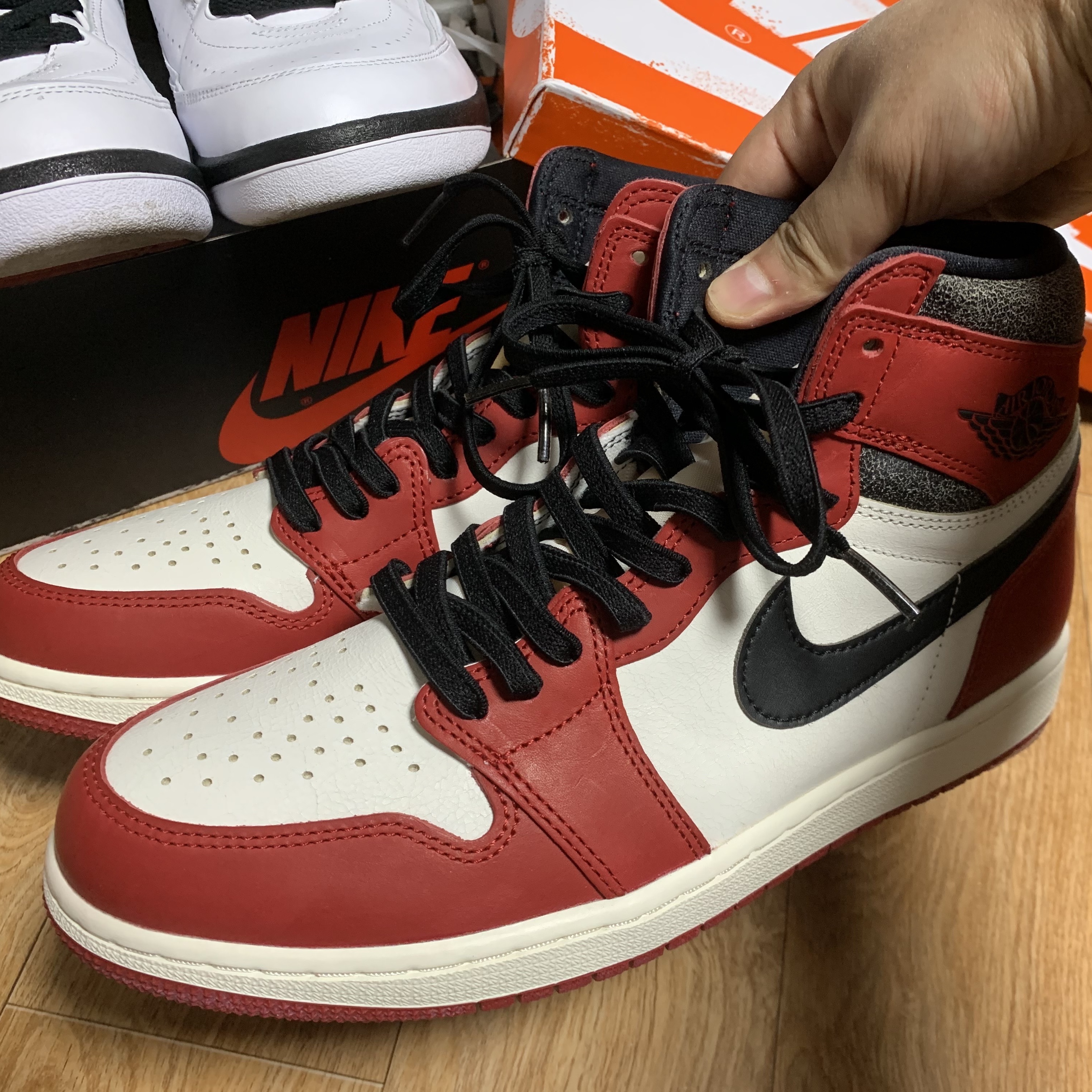 Jordan 1 Retro High OG Chicago 2022 착용 스타일 - 3